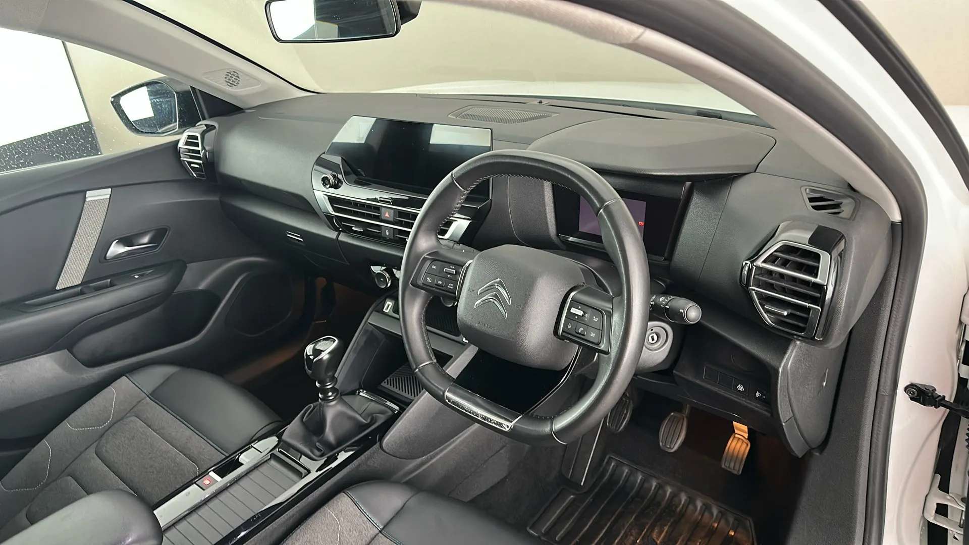 2023 CITROEN C4 2023 CITROEN C4