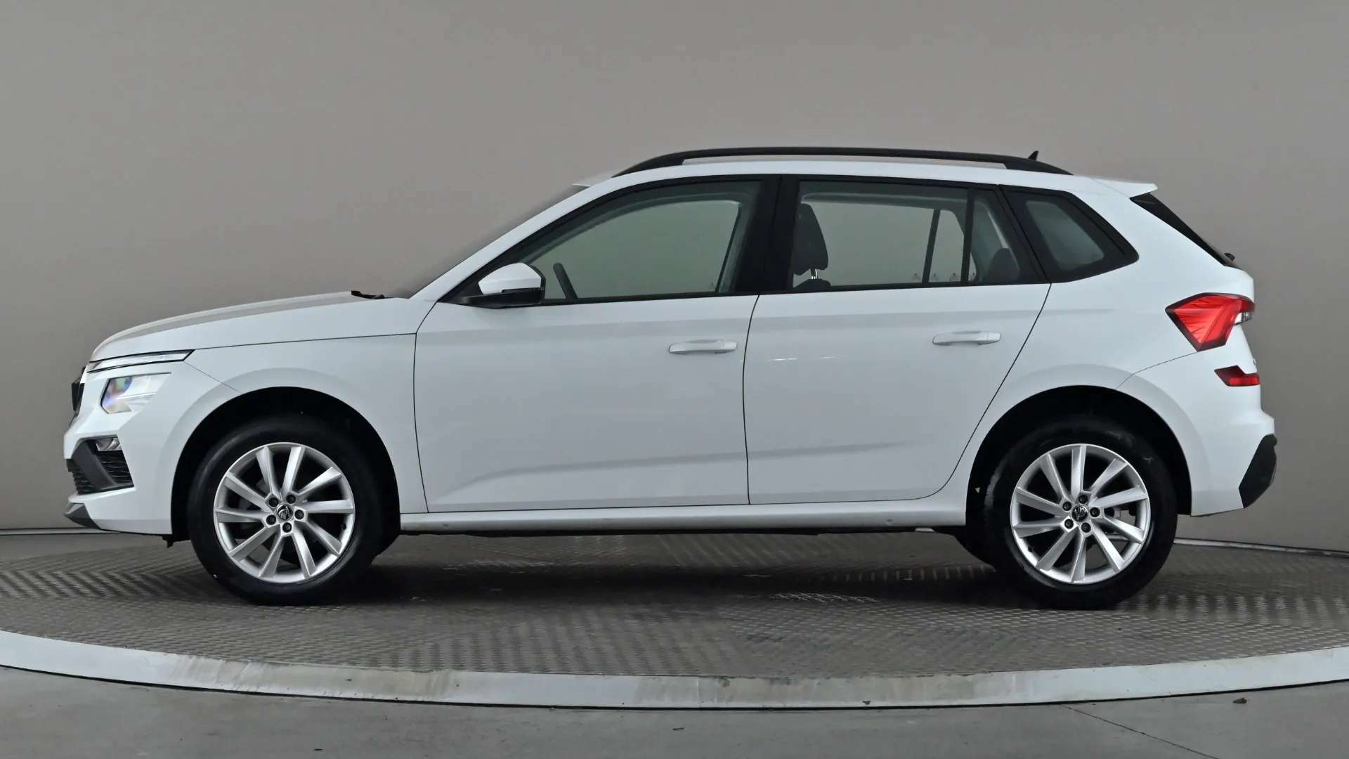 A 2024 SKODA KAMIQ 1.0 TSI 95 SE A 2024 SKODA KAMIQ 1.0 TSI 95 SE