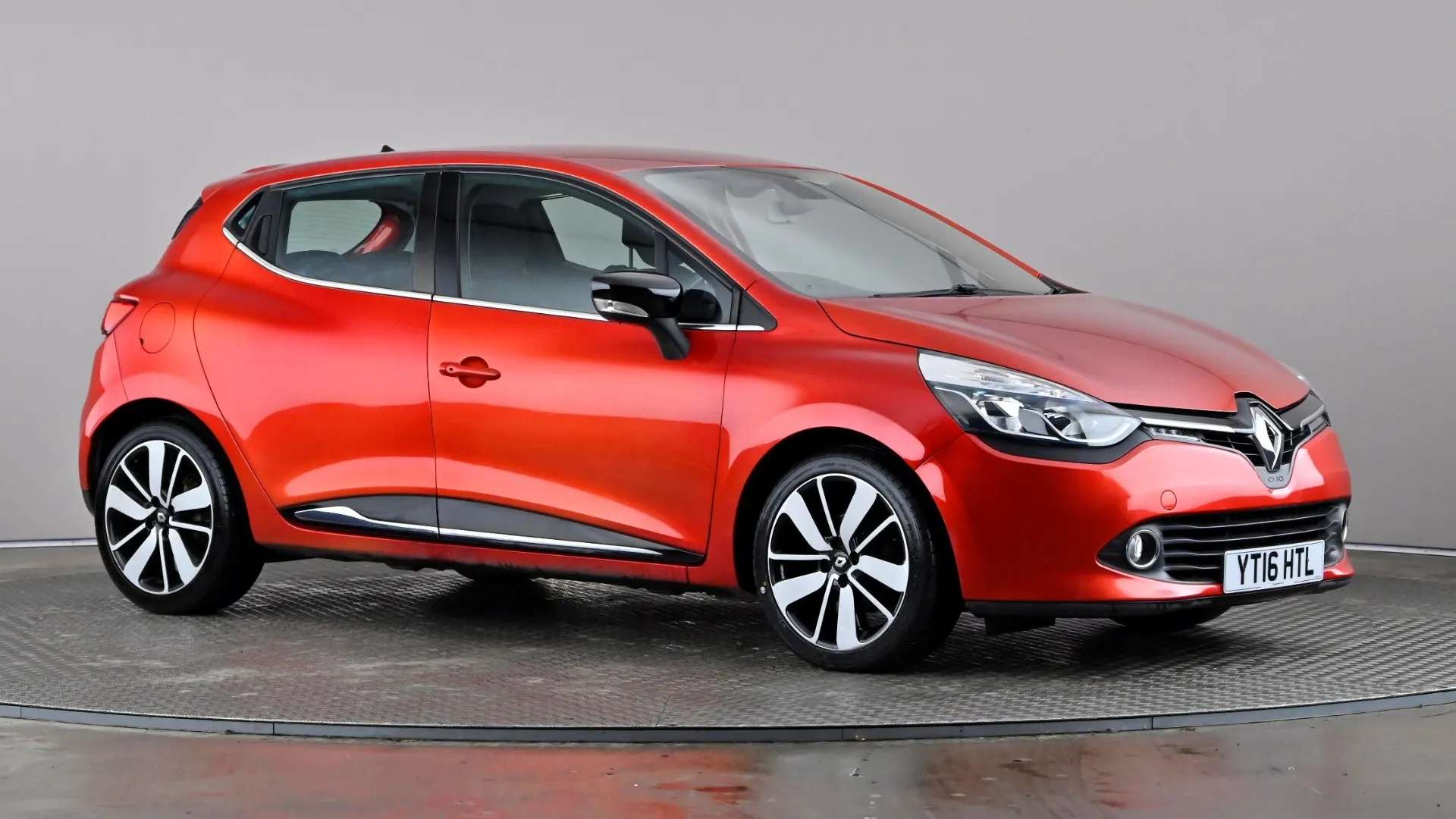 A 2016 RENAULT CLIO 1.5 dCi 90 Dynamique S Nav Auto A 2016 RENAULT CLIO 1.5 dCi 90 Dynamique S Nav Auto