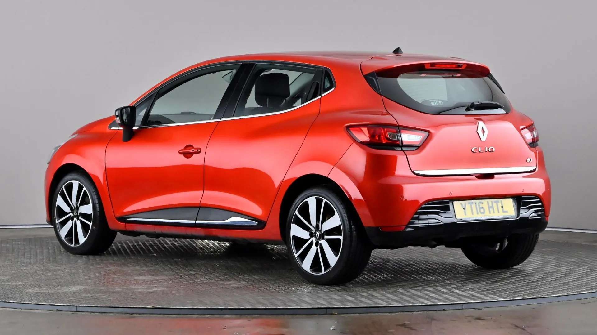 A 2016 RENAULT CLIO 1.5 dCi 90 Dynamique S Nav Auto A 2016 RENAULT CLIO 1.5 dCi 90 Dynamique S Nav Auto