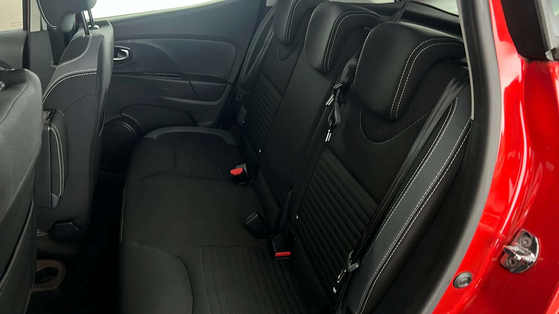 2016 RENAULT CLIO 2016 RENAULT CLIO