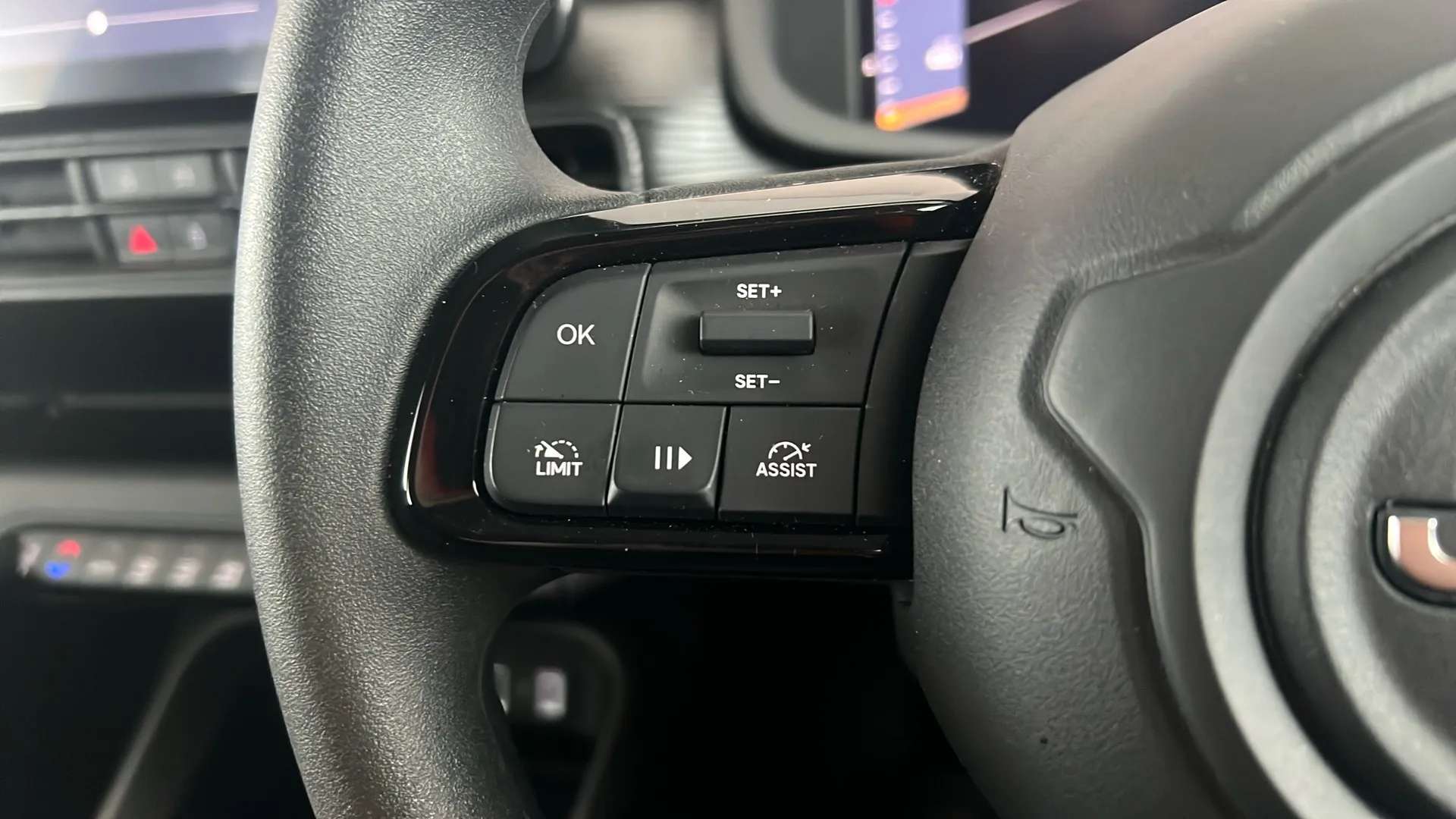 2025 JEEP AVENGER 2025 JEEP AVENGER