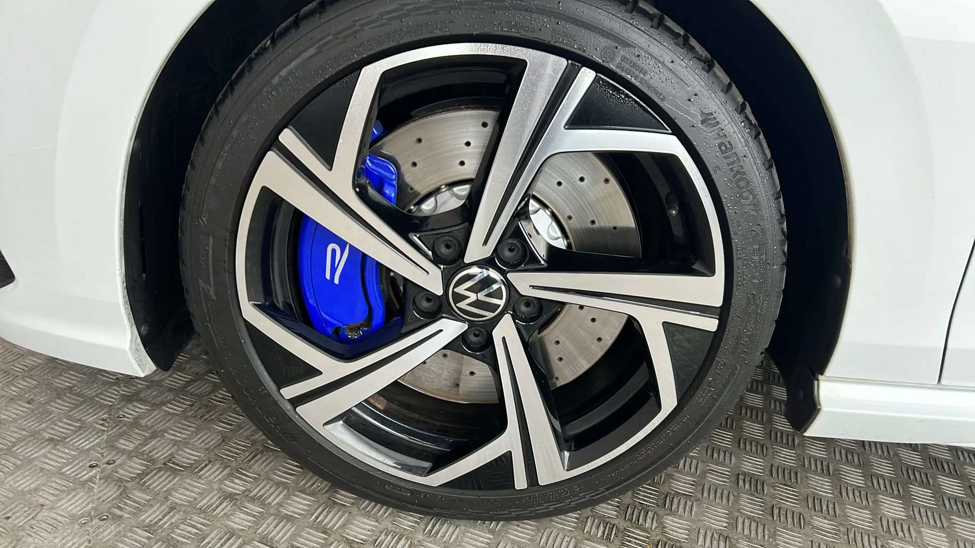 2024 VOLKSWAGEN GOLF 2024 VOLKSWAGEN GOLF