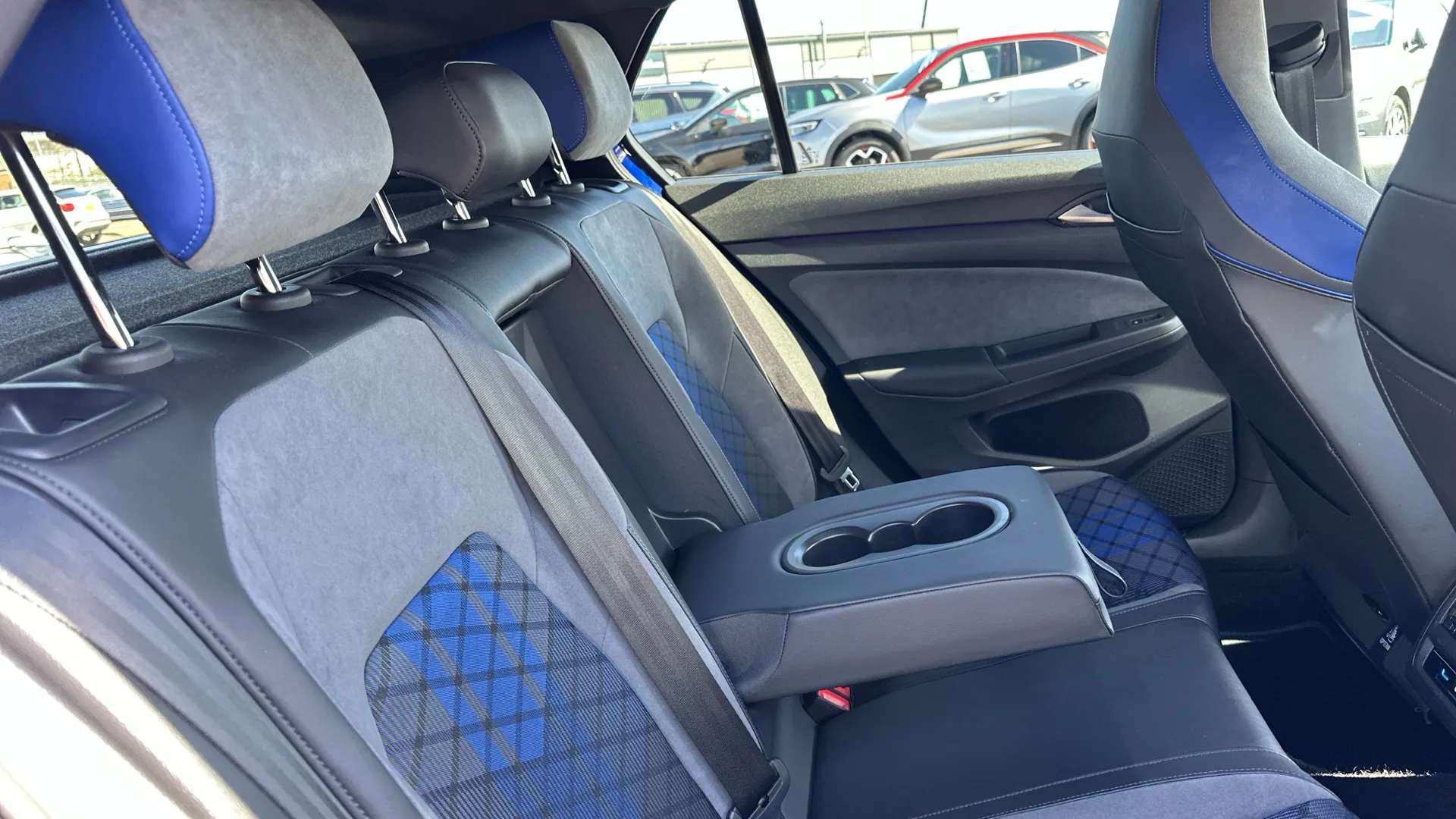 2024 VOLKSWAGEN GOLF 2024 VOLKSWAGEN GOLF