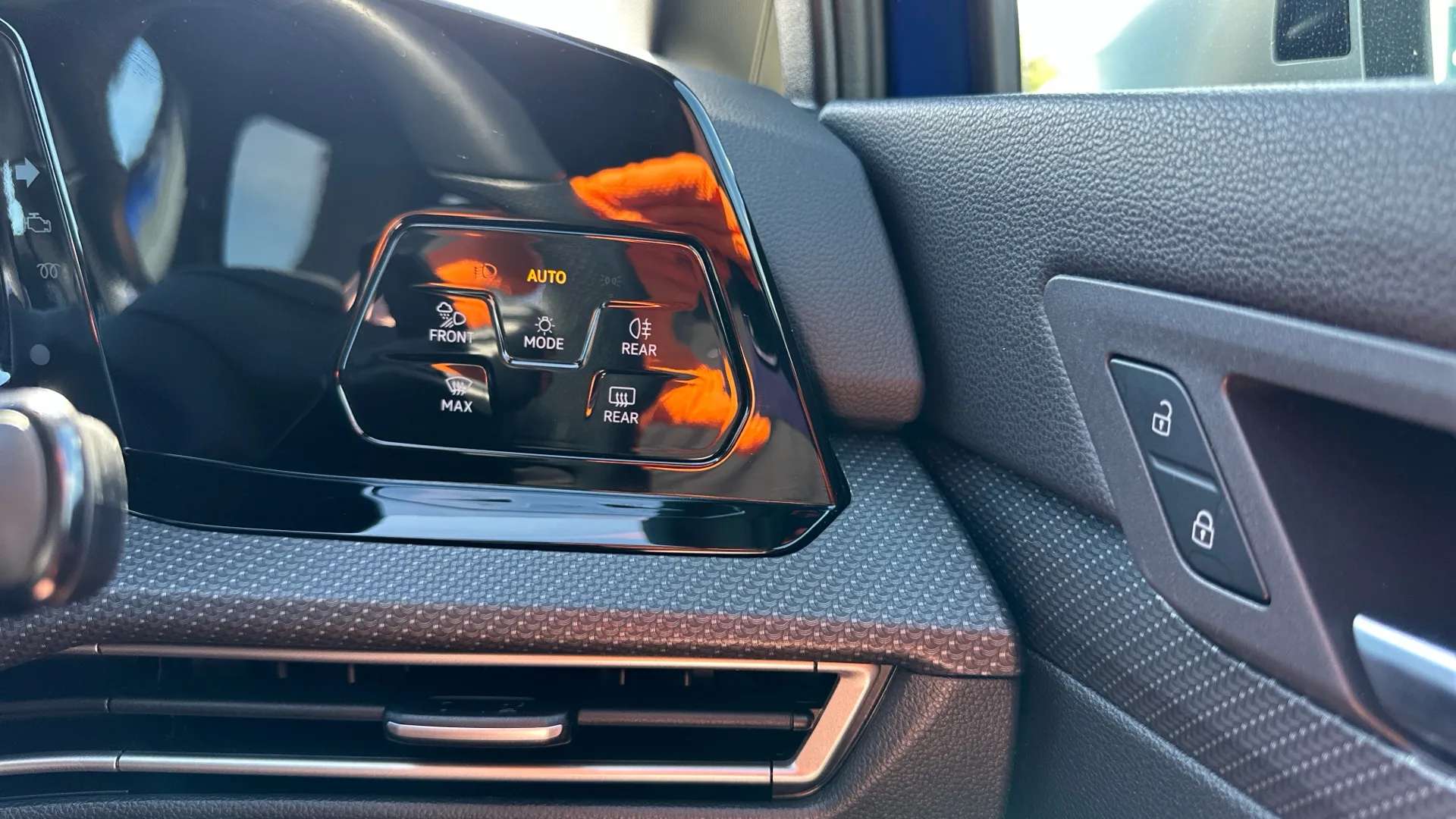 2024 VOLKSWAGEN GOLF 2024 VOLKSWAGEN GOLF