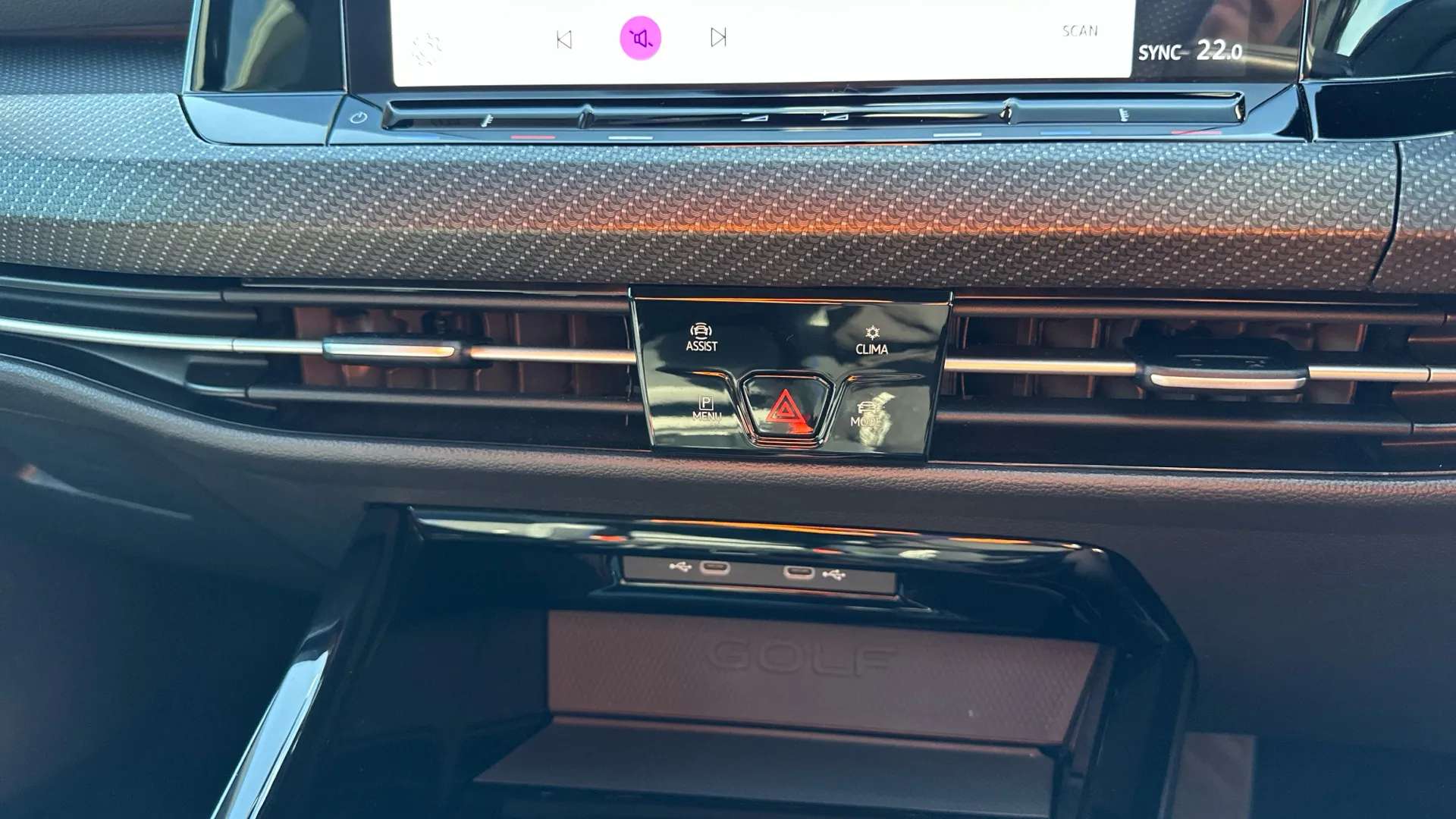 2024 VOLKSWAGEN GOLF 2024 VOLKSWAGEN GOLF