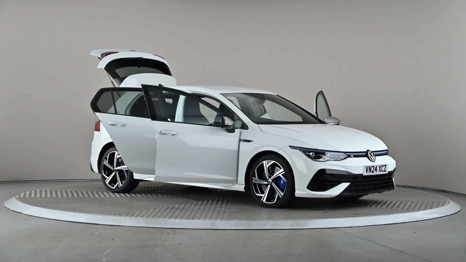 2024 VOLKSWAGEN GOLF 2024 VOLKSWAGEN GOLF