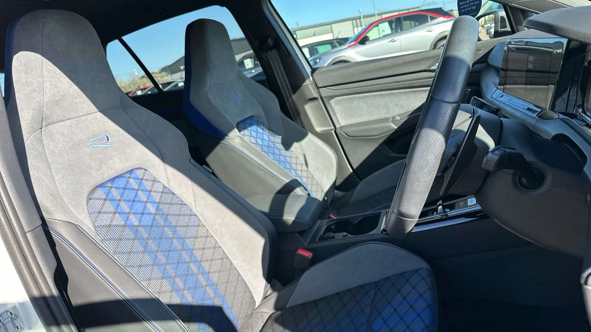 2024 VOLKSWAGEN GOLF 2024 VOLKSWAGEN GOLF