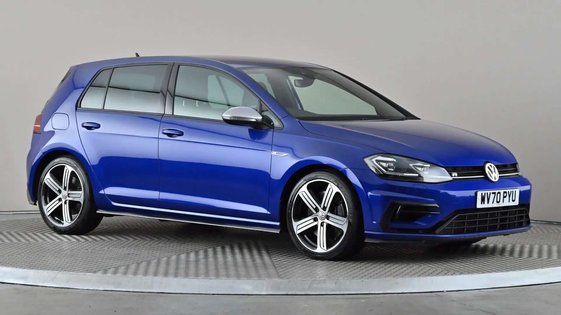 A 2020 VOLKSWAGEN GOLF 2.0 TSI 300 R 4MOTION DSG A 2020 VOLKSWAGEN GOLF 2.0 TSI 300 R 4MOTION DSG