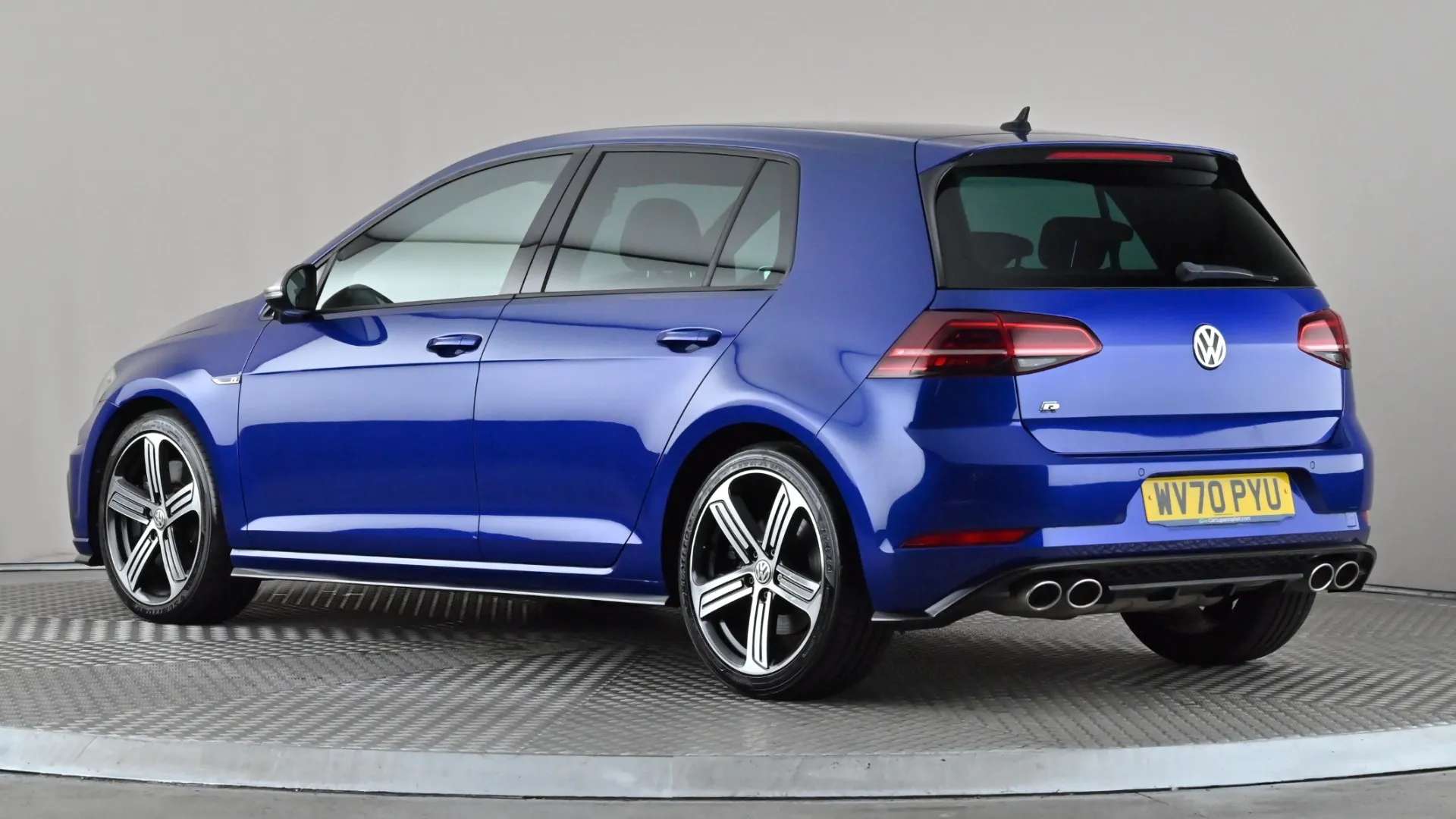 A 2020 VOLKSWAGEN GOLF 2.0 TSI 300 R 4MOTION DSG A 2020 VOLKSWAGEN GOLF 2.0 TSI 300 R 4MOTION DSG