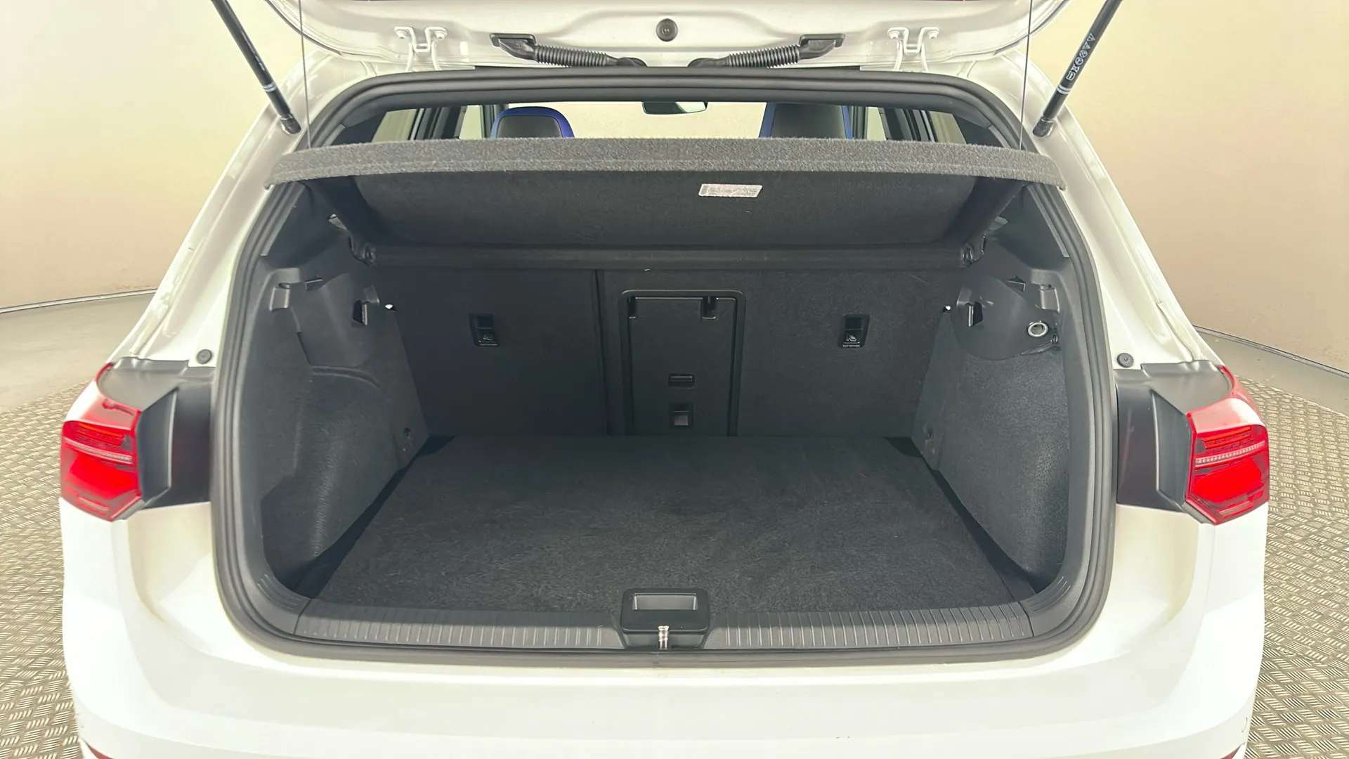 2024 VOLKSWAGEN GOLF 2024 VOLKSWAGEN GOLF