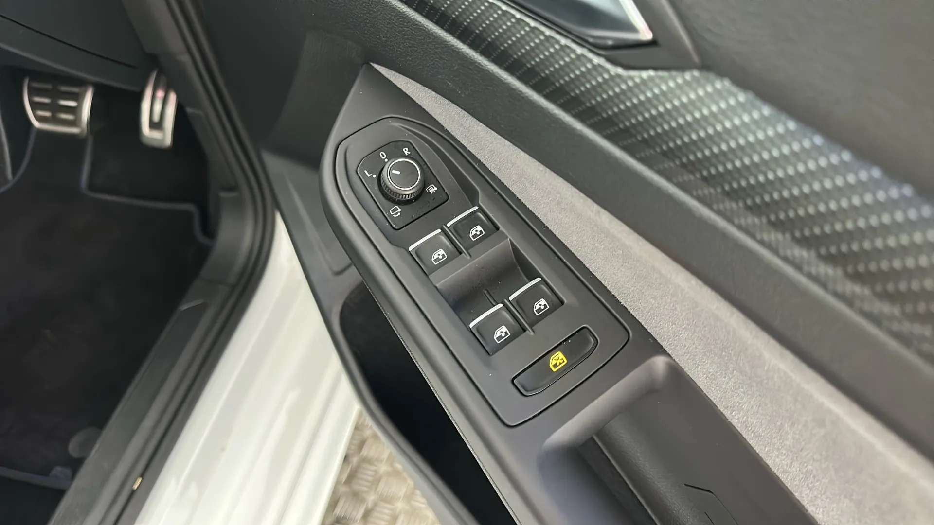 2024 VOLKSWAGEN GOLF 2024 VOLKSWAGEN GOLF