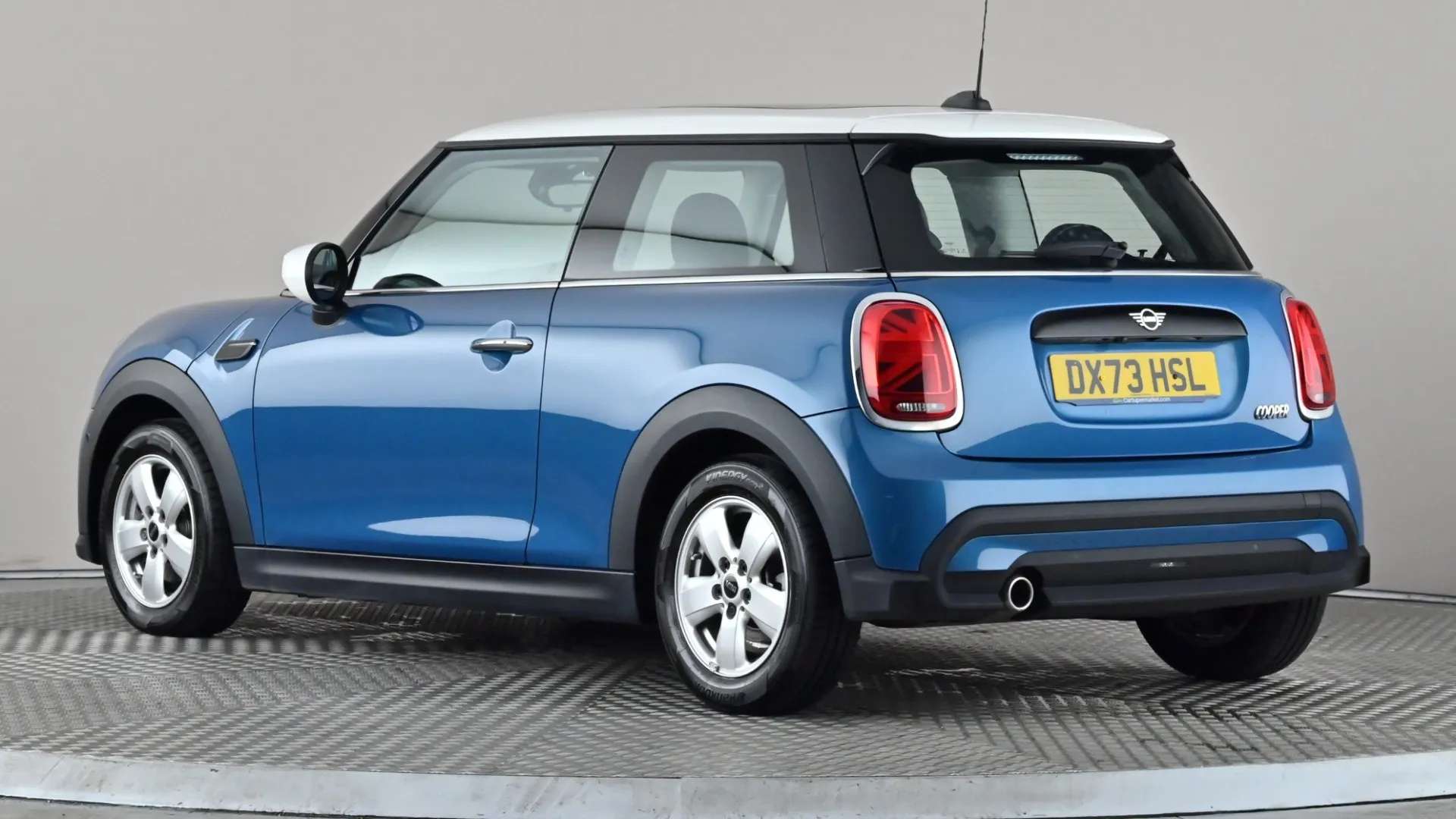 A 2023 MINI HATCH 1.5 Cooper Classic Auto A 2023 MINI HATCH 1.5 Cooper Classic Auto