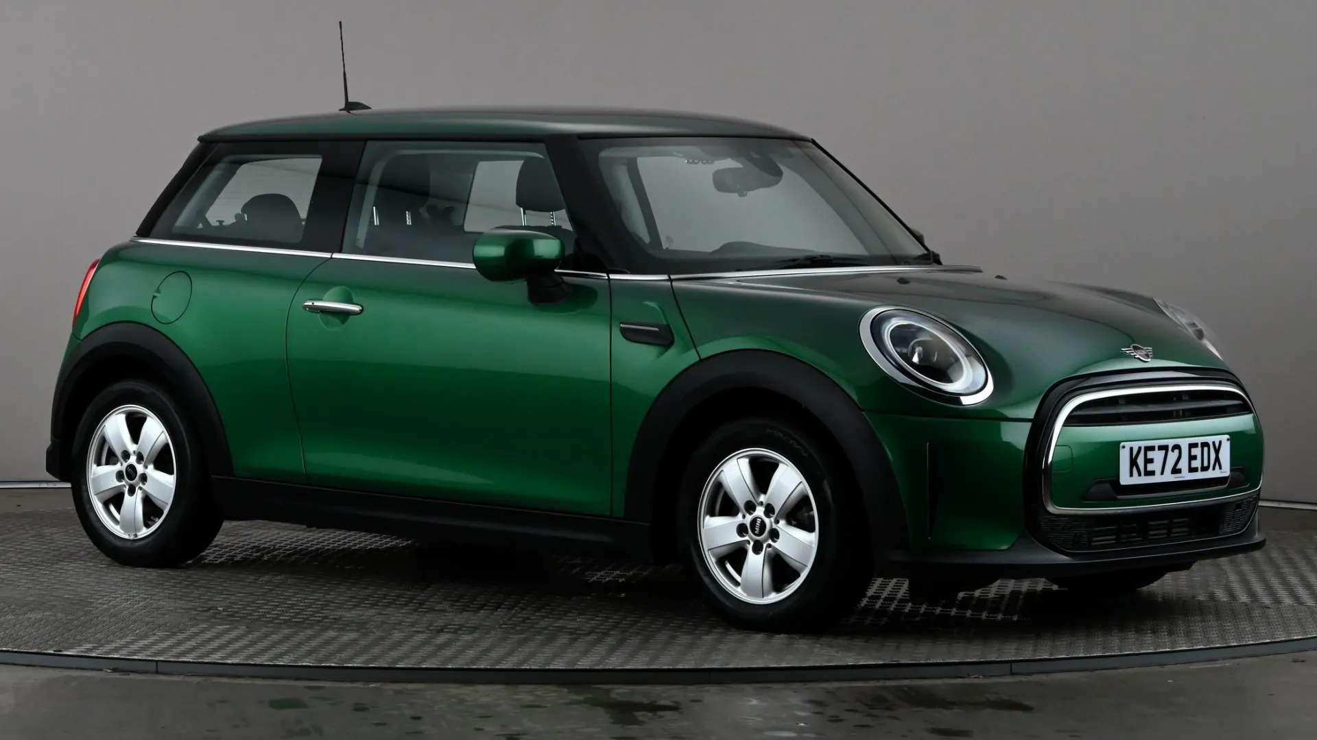 A 2023 MINI HATCH 1.5 Cooper Classic Auto A 2023 MINI HATCH 1.5 Cooper Classic Auto