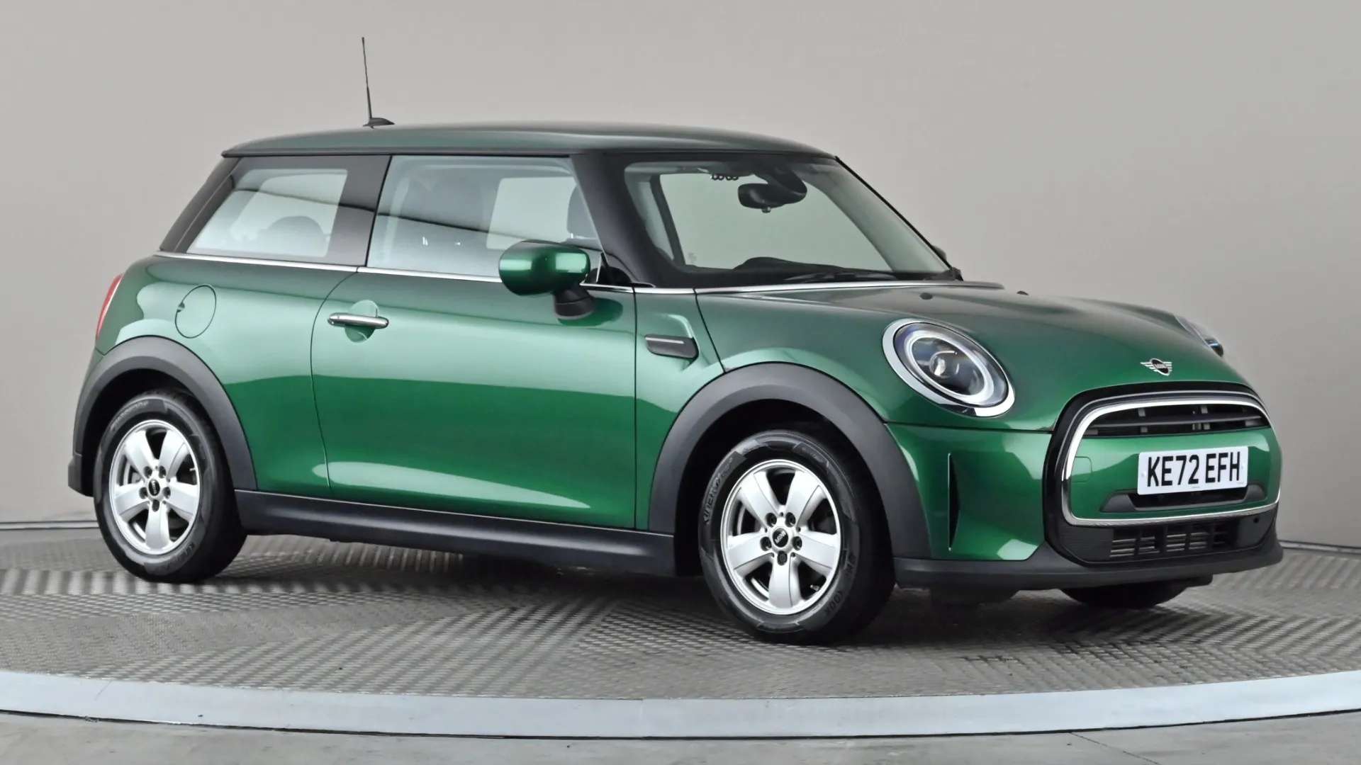 A 2023 MINI HATCH 1.5 Cooper Classic Auto A 2023 MINI HATCH 1.5 Cooper Classic Auto