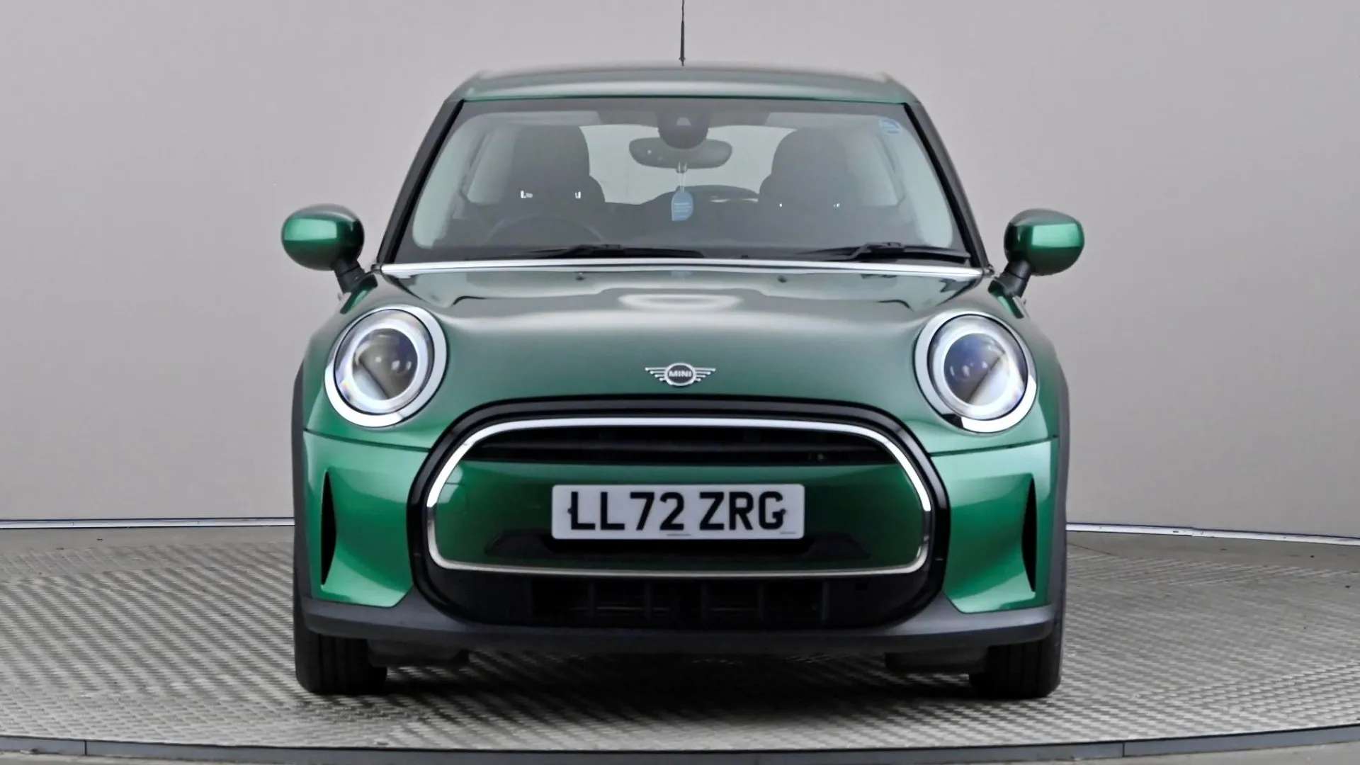 A 2022 MINI HATCH 1.5 Cooper Classic Auto A 2022 MINI HATCH 1.5 Cooper Classic Auto