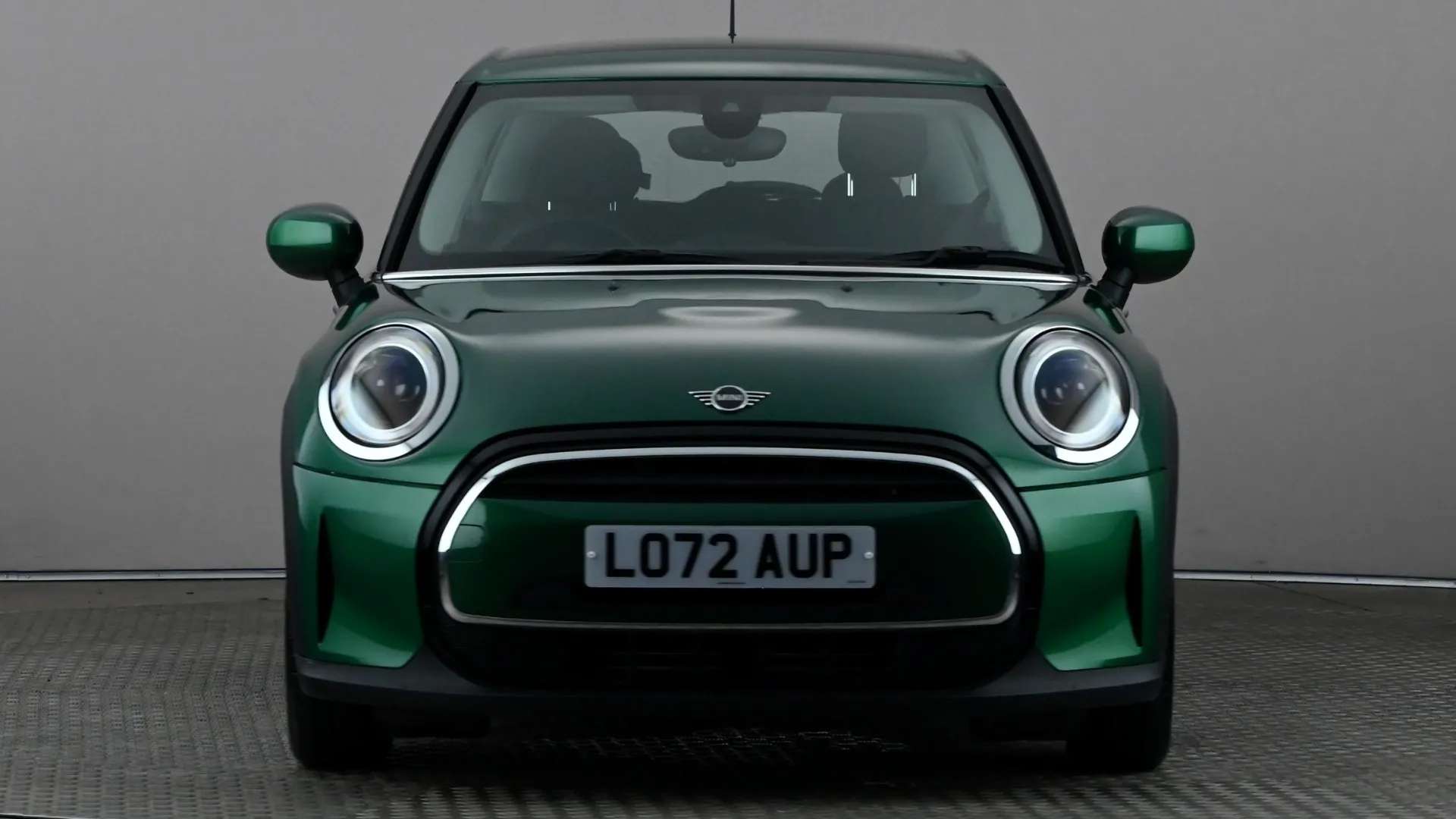 A 2022 MINI HATCH 1.5 Cooper Classic Auto A 2022 MINI HATCH 1.5 Cooper Classic Auto