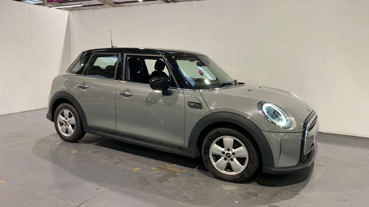 Check out this Mini Hatch 2021 Petrol Automatic
