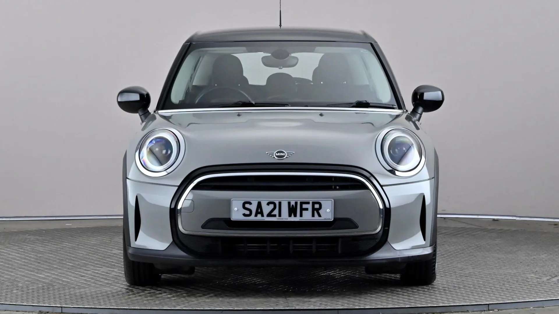 A 2021 MINI HATCH 1.5 Cooper Classic Auto A 2021 MINI HATCH 1.5 Cooper Classic Auto