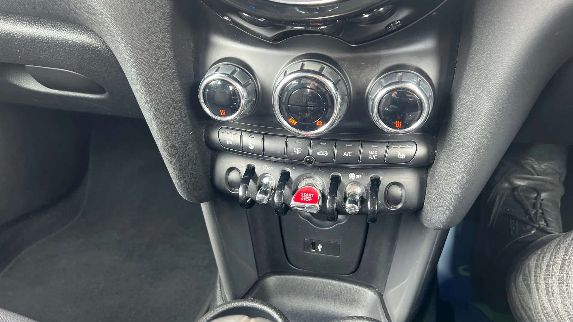 2018 MINI HATCH 2018 MINI HATCH