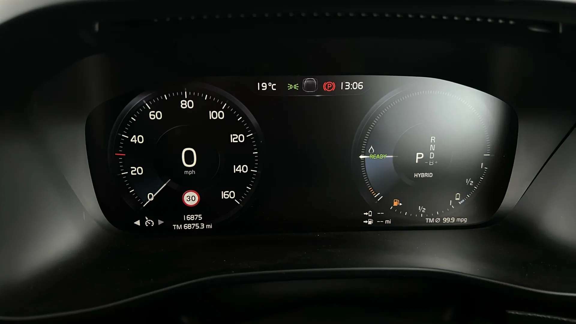 2021 VOLVO XC40 2021 VOLVO XC40