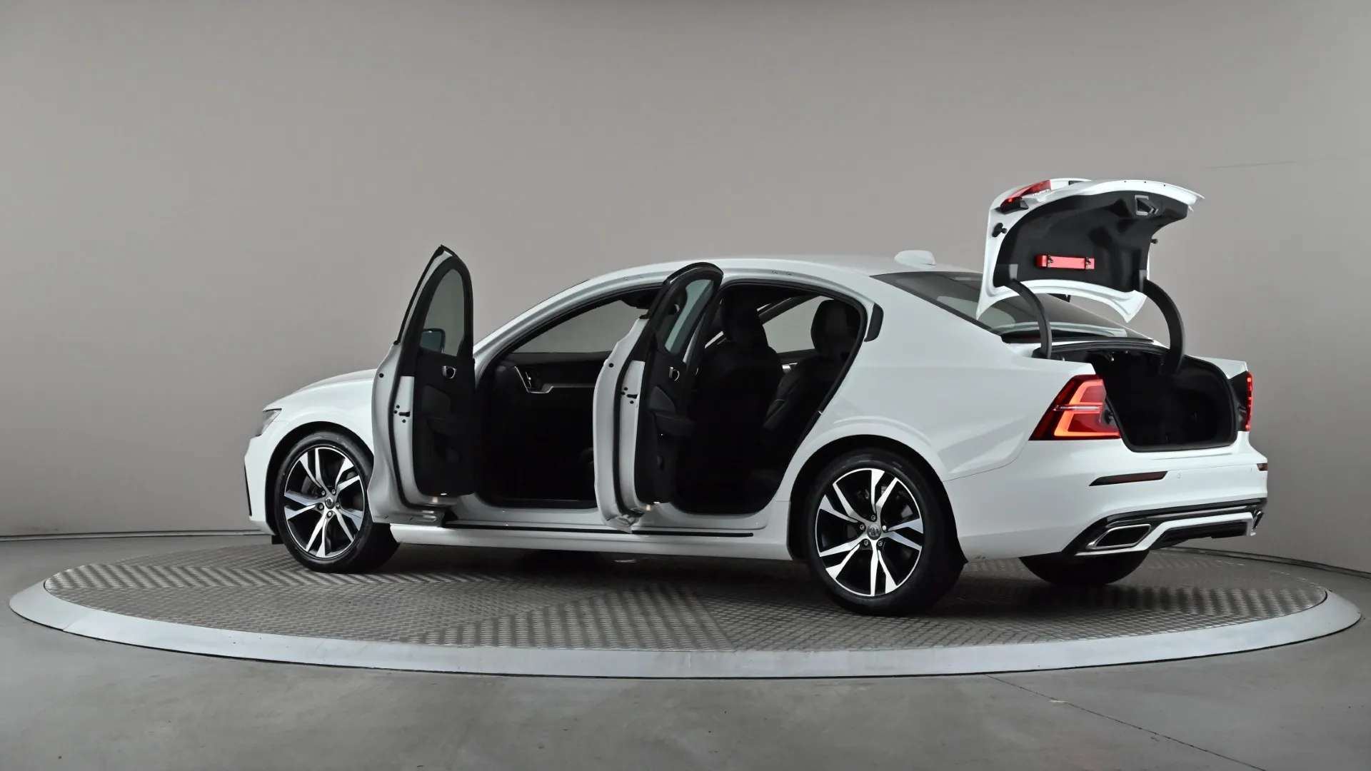 2022 VOLVO S60 2022 VOLVO S60