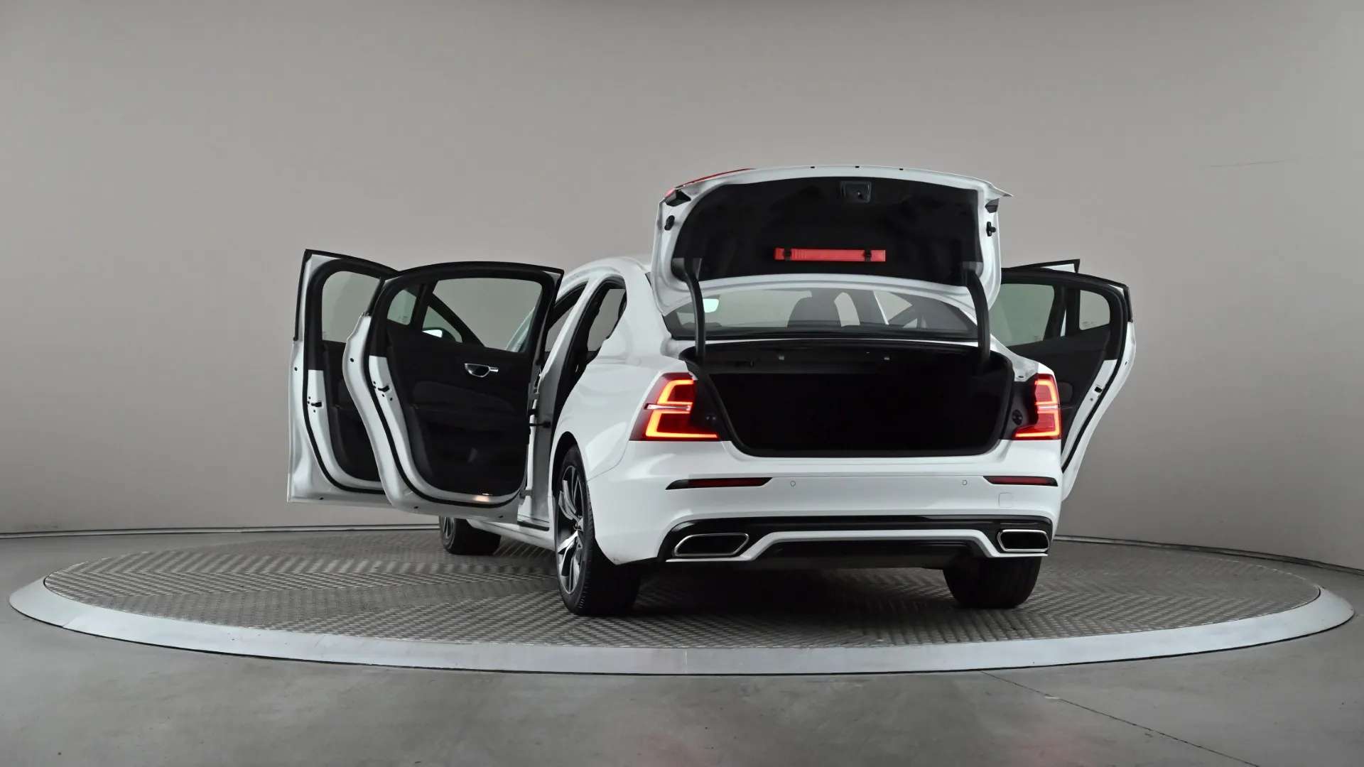 2022 VOLVO S60 2022 VOLVO S60