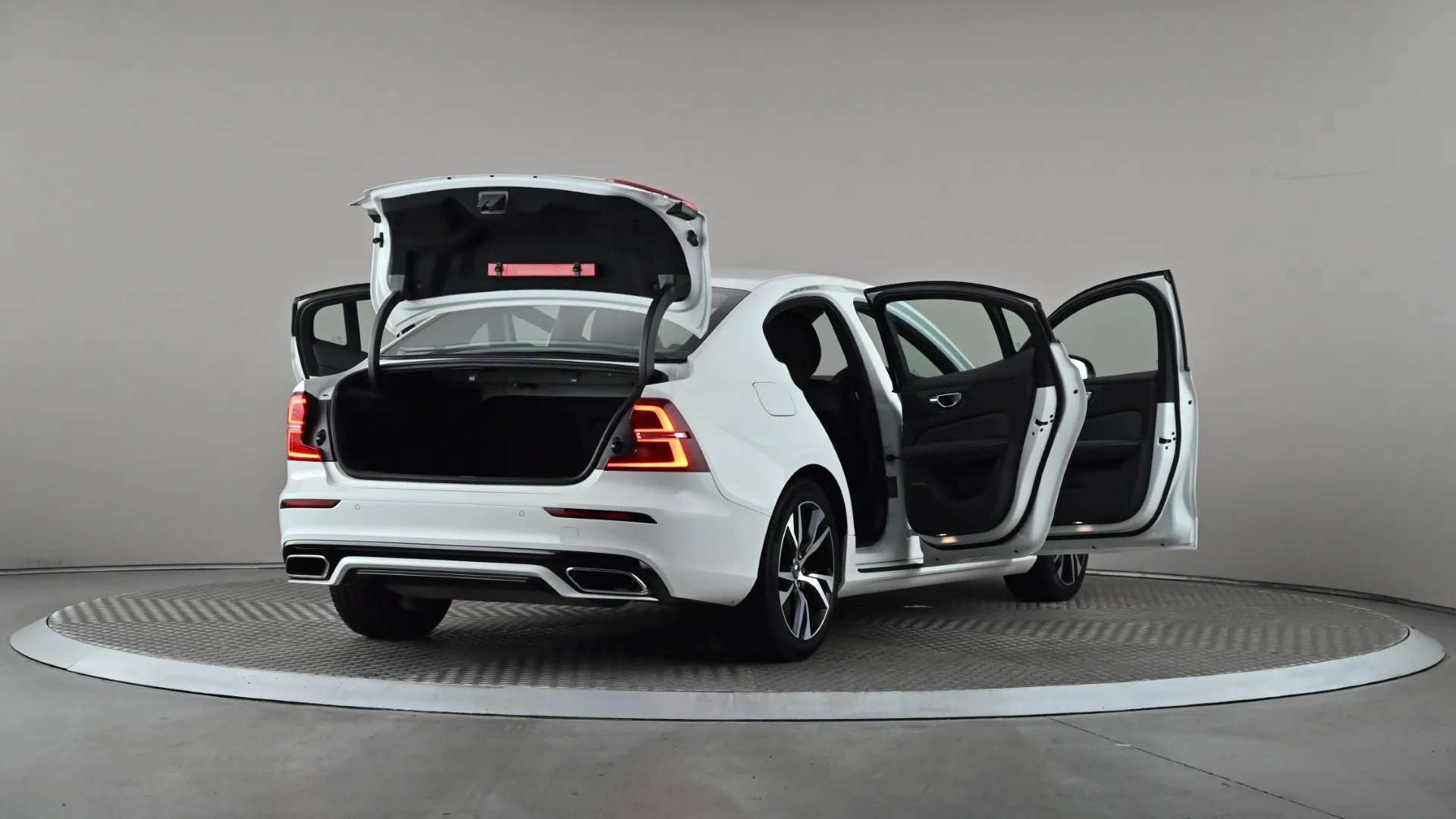 2022 VOLVO S60 2022 VOLVO S60