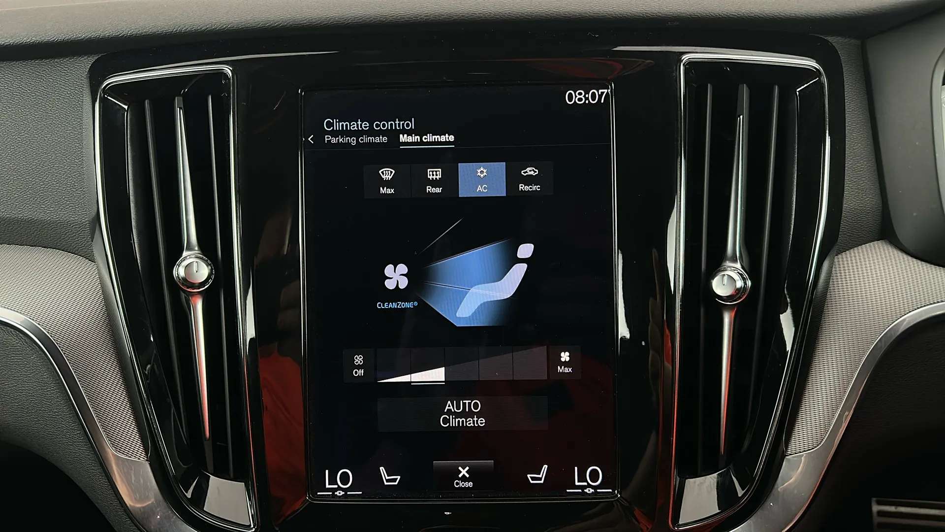 2022 VOLVO S60 2022 VOLVO S60