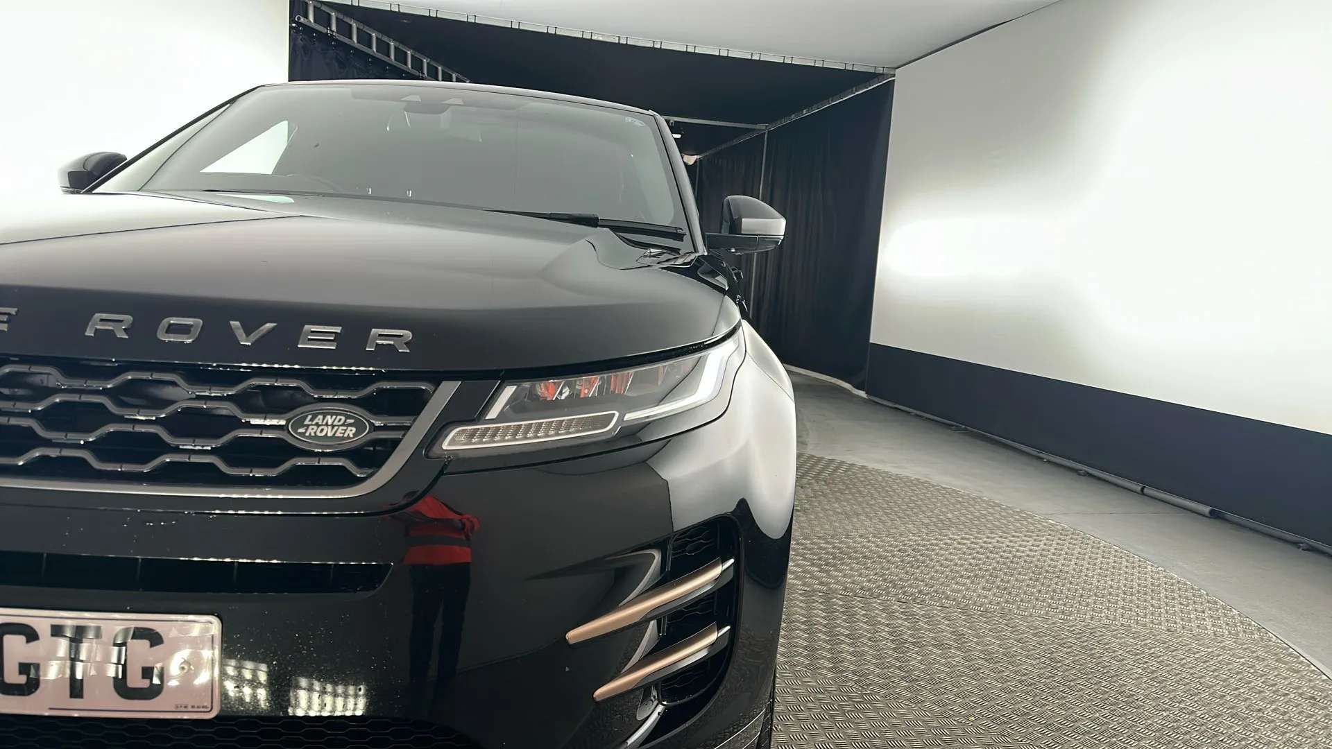2019 LAND ROVER RANGE ROVER EVOQUE 2019 LAND ROVER RANGE ROVER EVOQUE