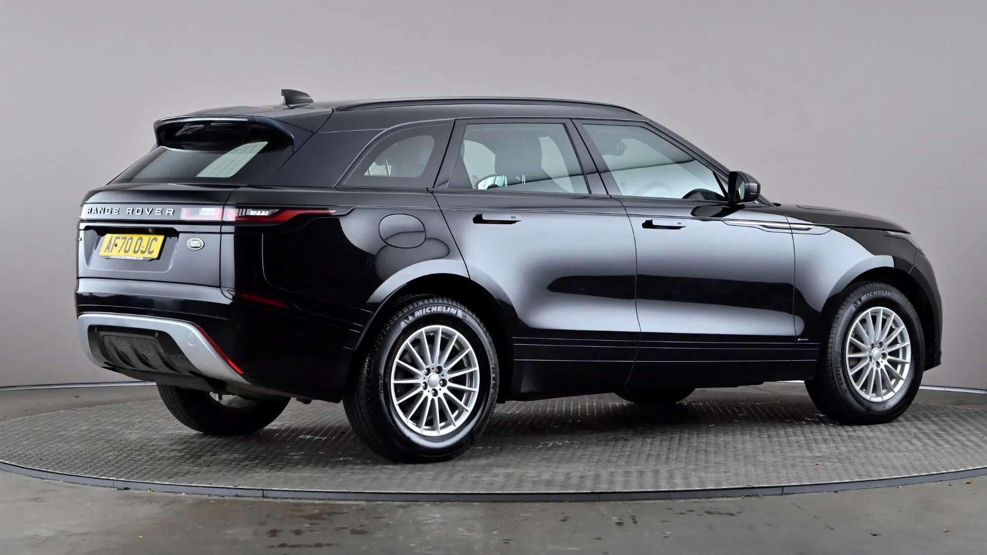 2020 LAND ROVER RANGE ROVER VELAR 2020 LAND ROVER RANGE ROVER VELAR