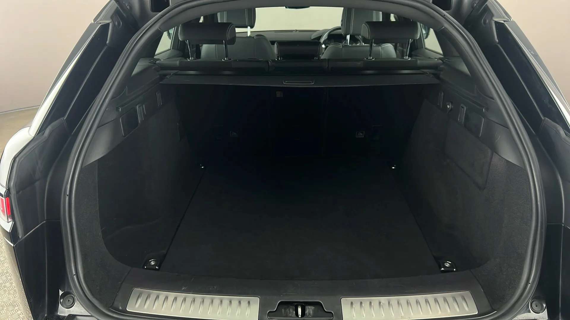 2020 LAND ROVER RANGE ROVER VELAR 2020 LAND ROVER RANGE ROVER VELAR