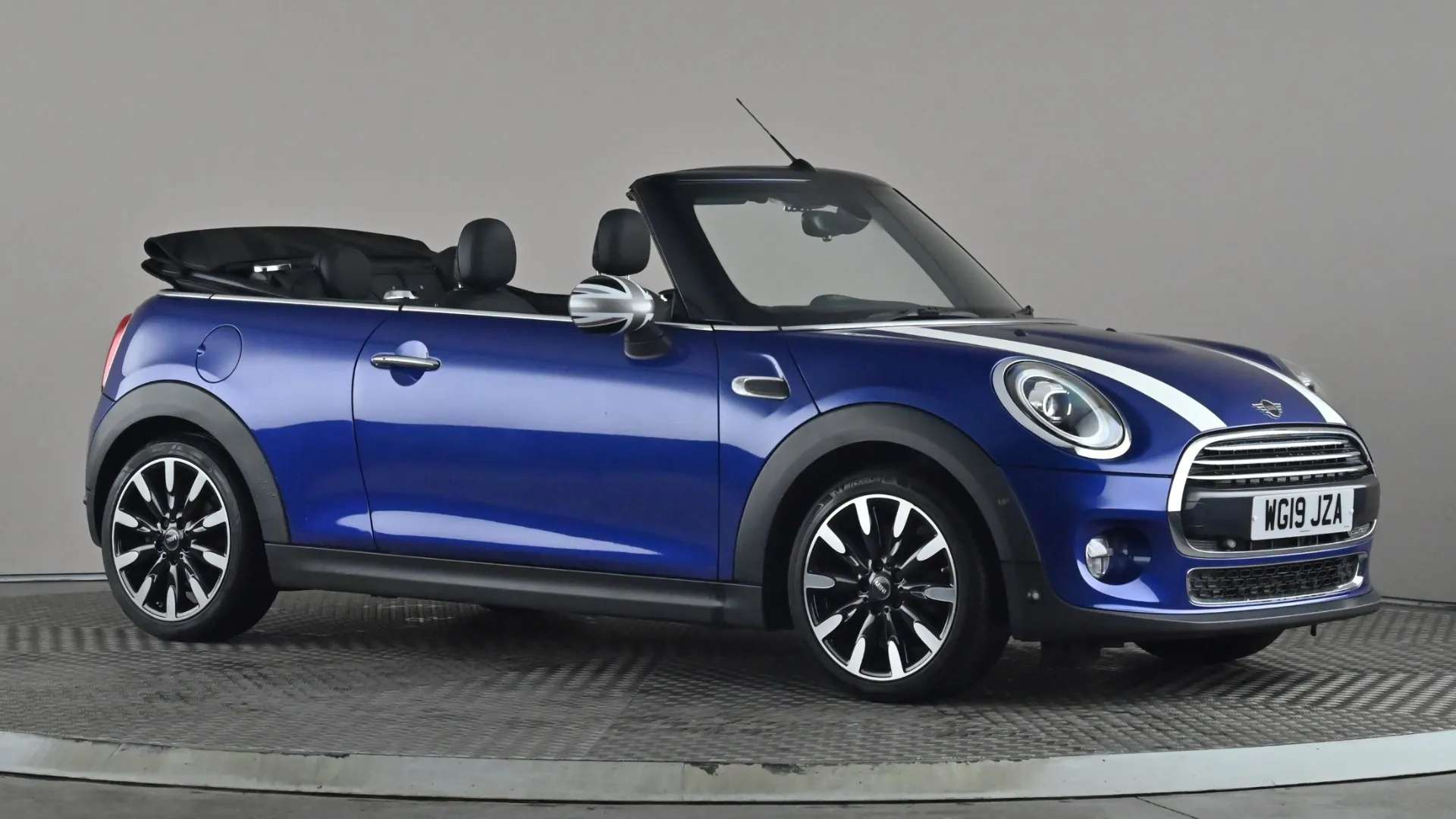 2019 MINI CONVERTIBLE 2019 MINI CONVERTIBLE