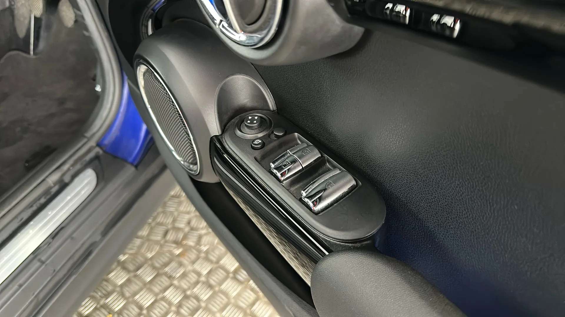 2019 MINI CONVERTIBLE 2019 MINI CONVERTIBLE