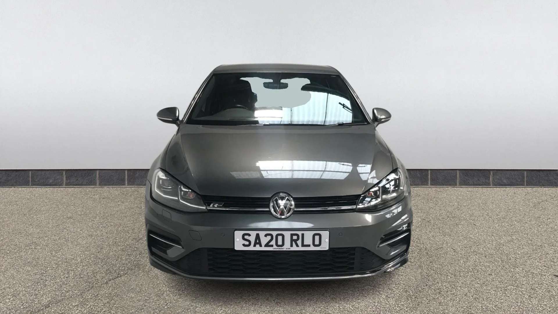 A 2020 VOLKSWAGEN GOLF 1.5 TSI EVO 150 R-Line Edition A 2020 VOLKSWAGEN GOLF 1.5 TSI EVO 150 R-Line Edition