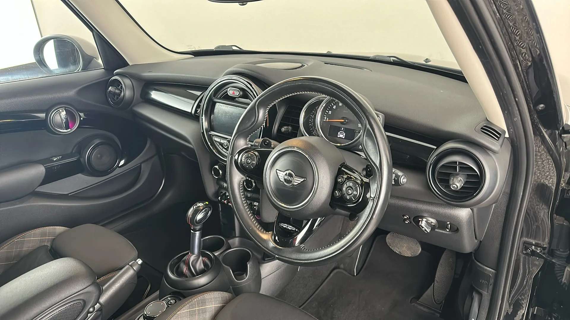 2018 MINI HATCH 2018 MINI HATCH