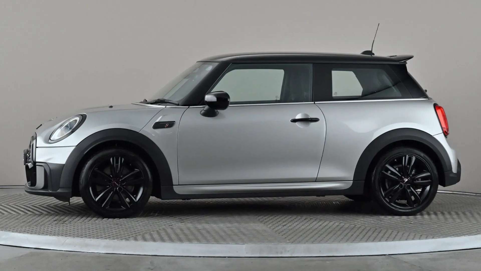 A 2023 MINI HATCH 2.0 Cooper S Sport Auto A 2023 MINI HATCH 2.0 Cooper S Sport Auto