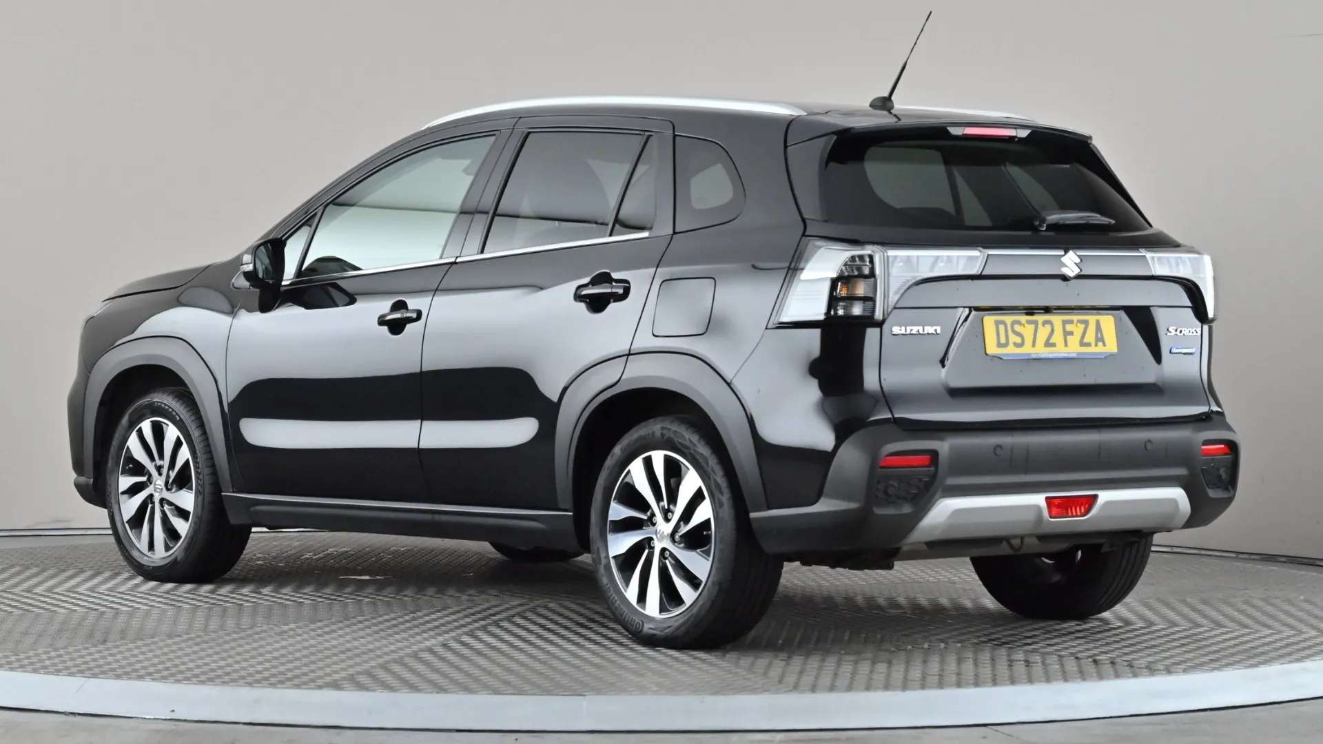 A 2022 SUZUKI S-CROSS 1.5 Hybrid Ultra ALLGRIP AGS A 2022 SUZUKI S-CROSS 1.5 Hybrid Ultra ALLGRIP AGS