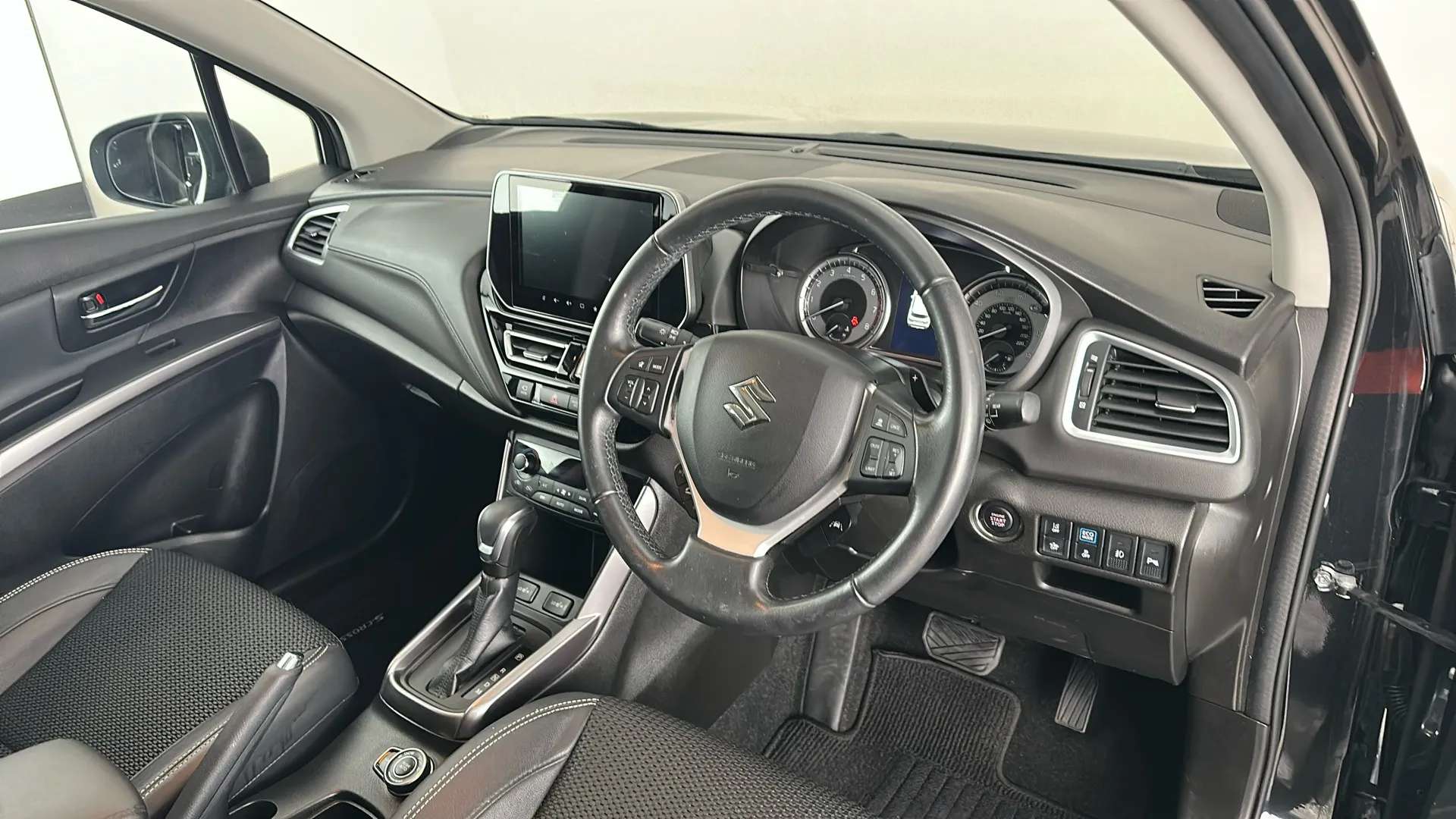 2022 SUZUKI S-CROSS 2022 SUZUKI S-CROSS