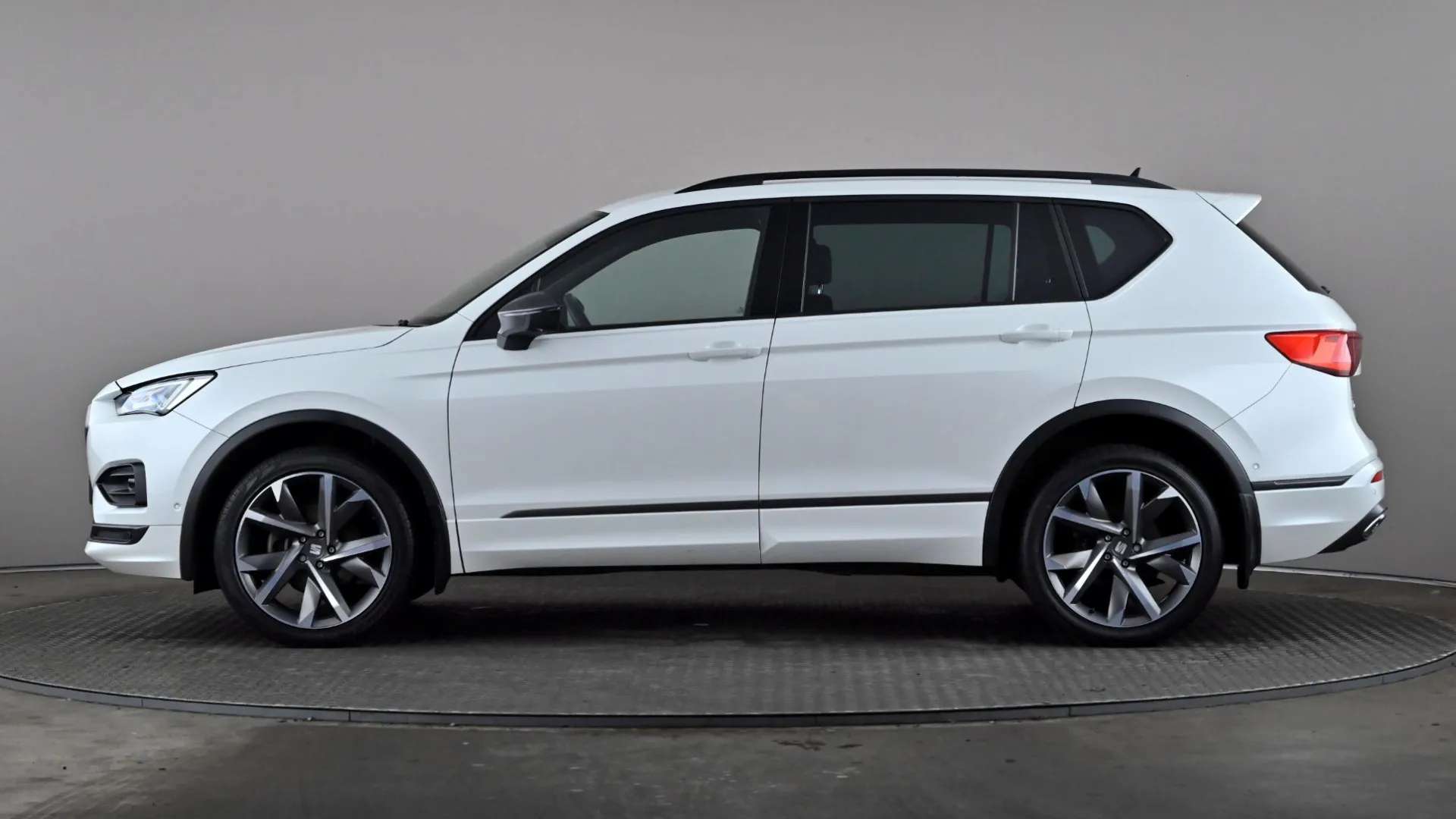 A 2021 SEAT TARRACO 2.0 TDI SE A 2021 SEAT TARRACO 2.0 TDI SE