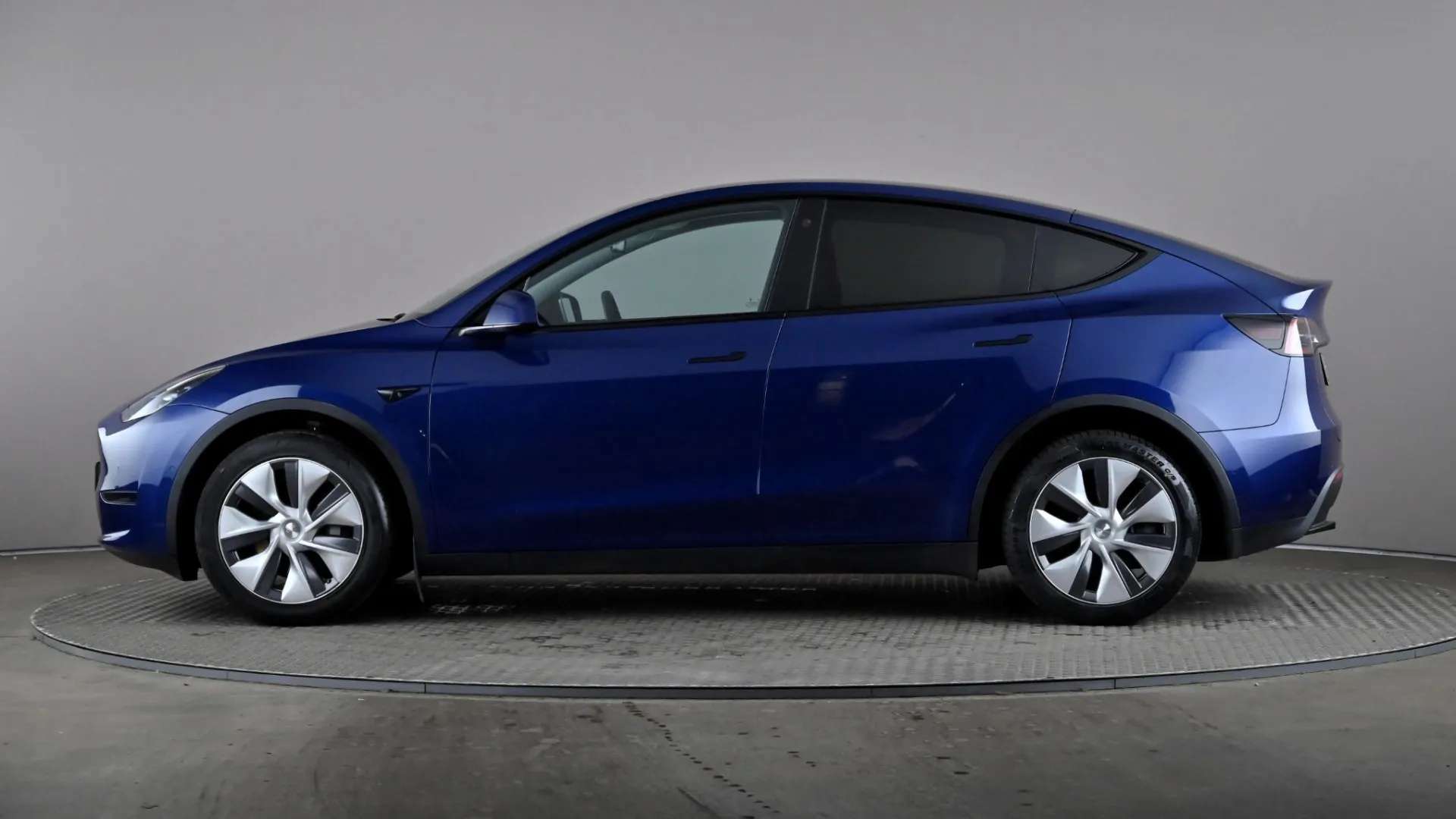 A 2022 TESLA MODEL Y Long Range AWD Auto A 2022 TESLA MODEL Y Long Range AWD Auto