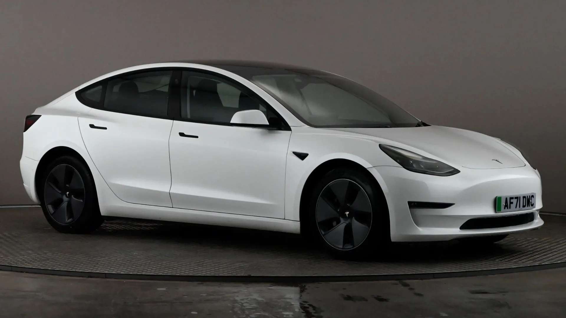 A 2021 TESLA MODEL 3 Long Range AWD Auto A 2021 TESLA MODEL 3 Long Range AWD Auto