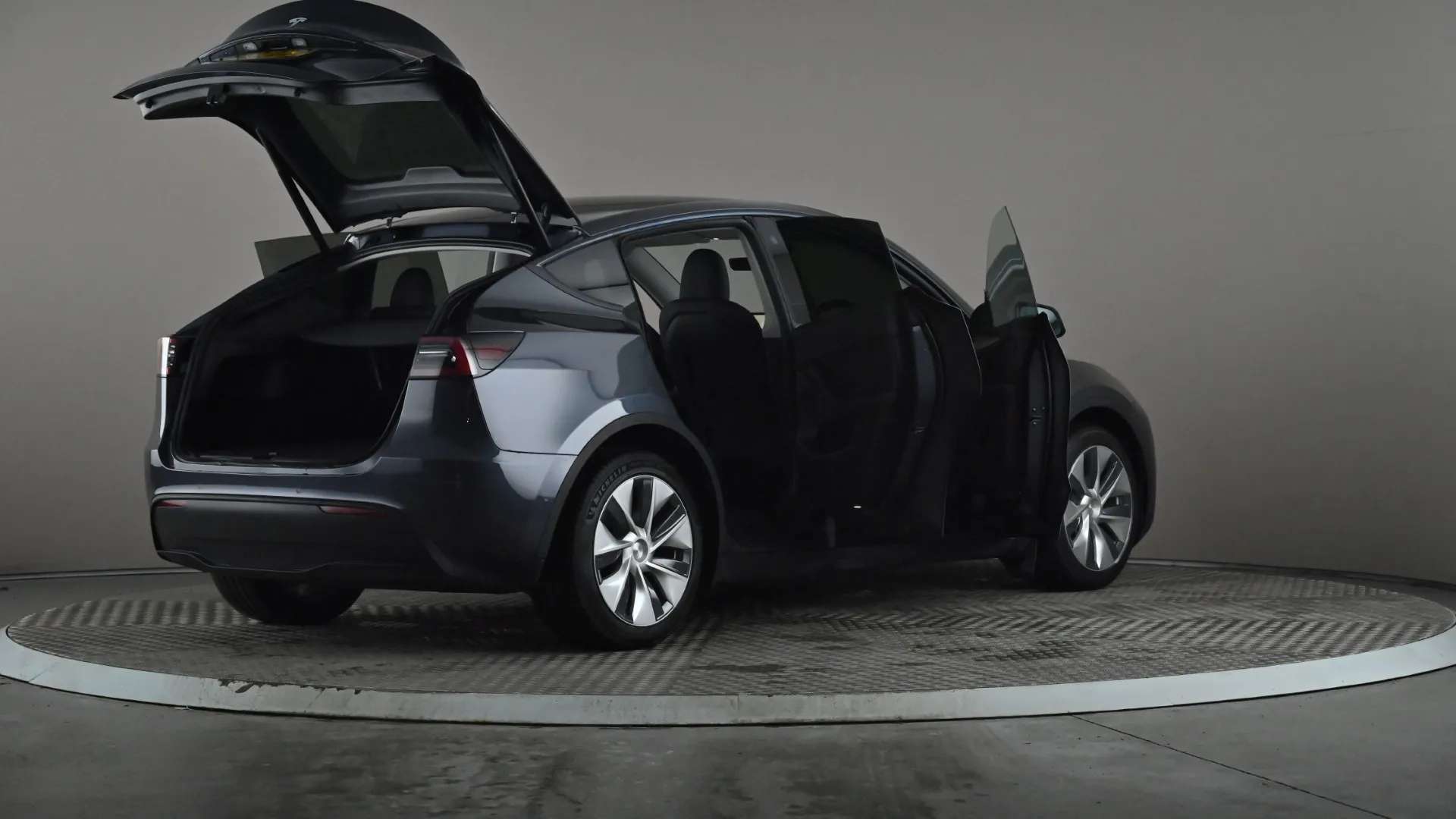 2022 TESLA MODEL Y 2022 TESLA MODEL Y