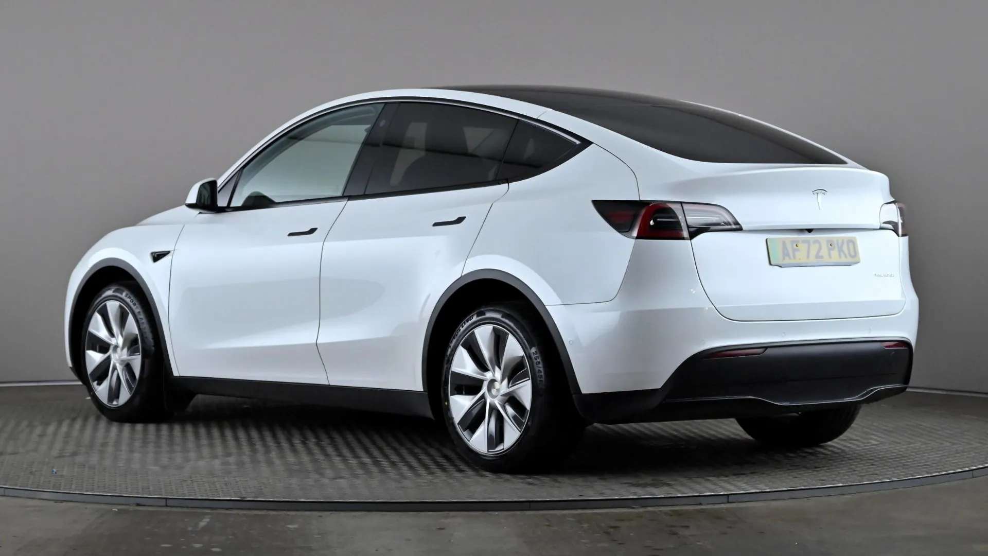 A 2022 TESLA MODEL Y Long Range AWD Auto A 2022 TESLA MODEL Y Long Range AWD Auto