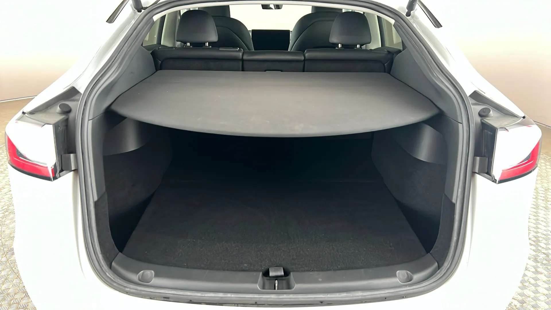 2022 TESLA MODEL Y 2022 TESLA MODEL Y