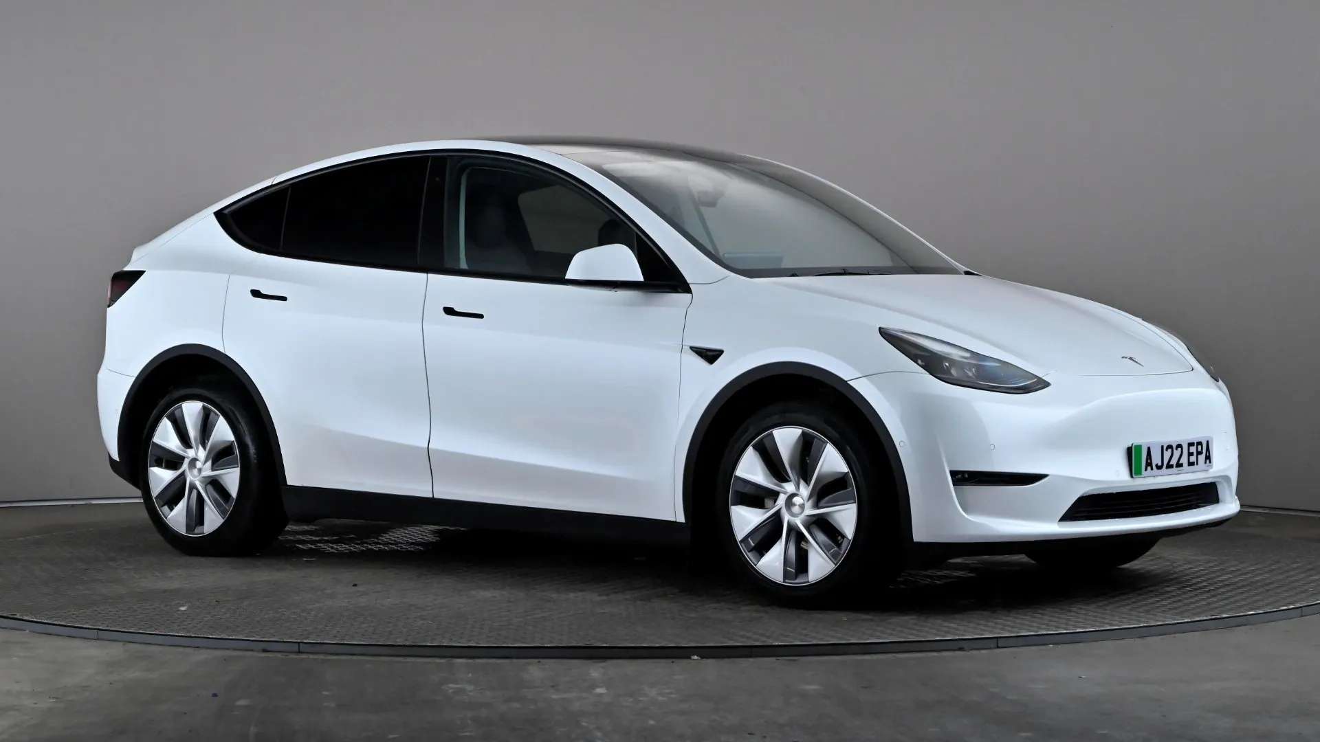 A 2022 TESLA MODEL Y Long Range AWD Auto A 2022 TESLA MODEL Y Long Range AWD Auto
