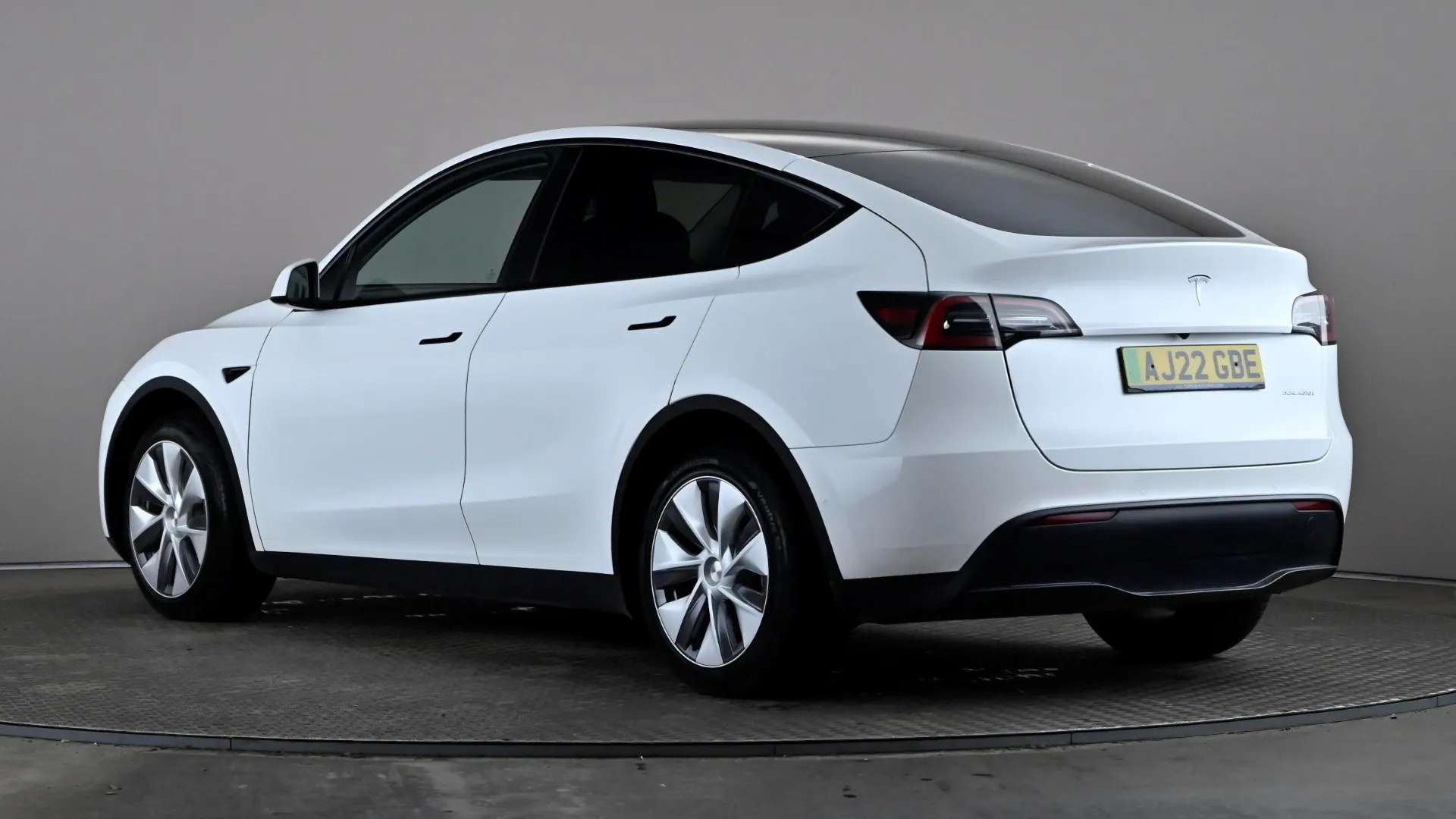 A 2022 TESLA MODEL Y Long Range AWD Auto A 2022 TESLA MODEL Y Long Range AWD Auto