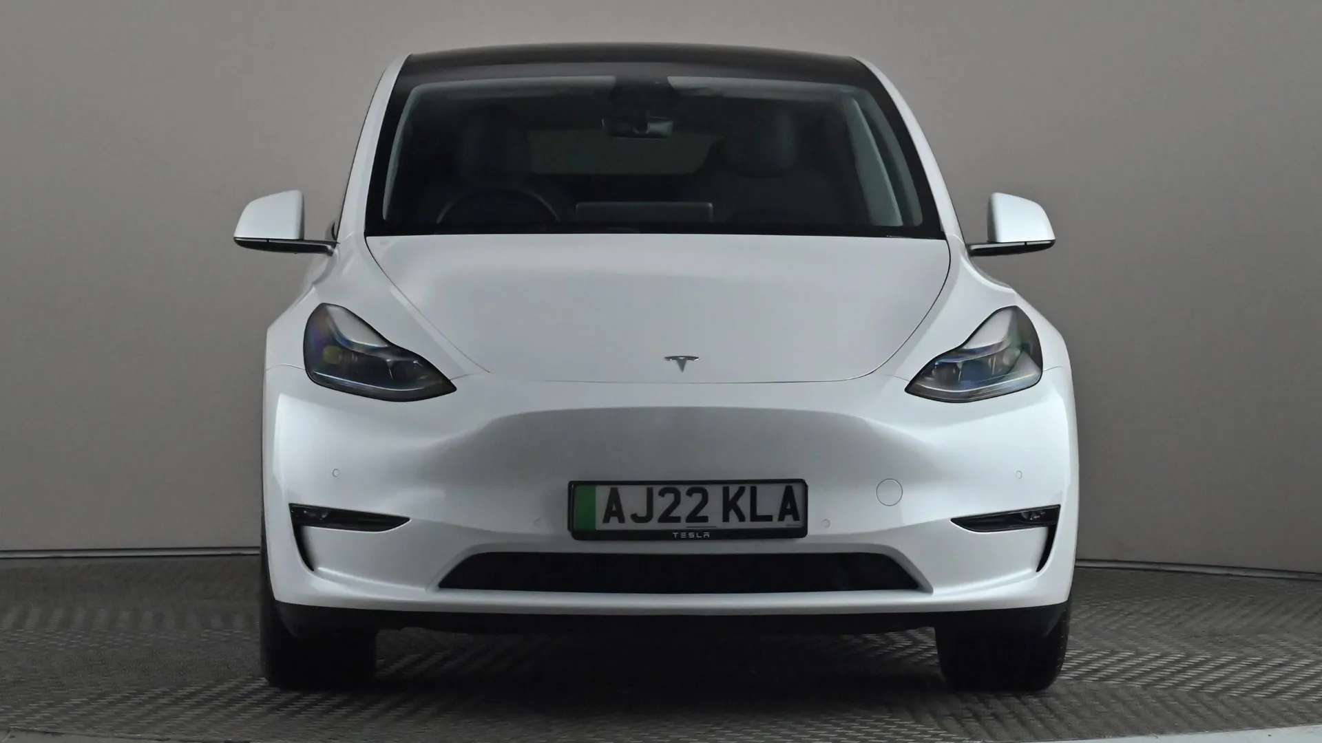 A 2022 TESLA MODEL Y Long Range AWD Auto A 2022 TESLA MODEL Y Long Range AWD Auto