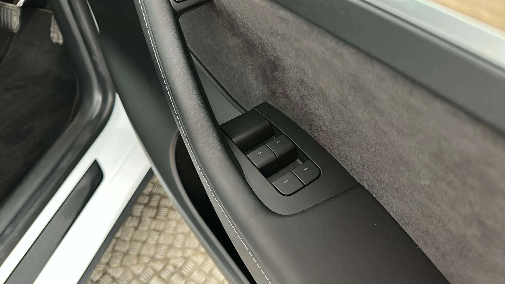 2022 TESLA MODEL Y 2022 TESLA MODEL Y