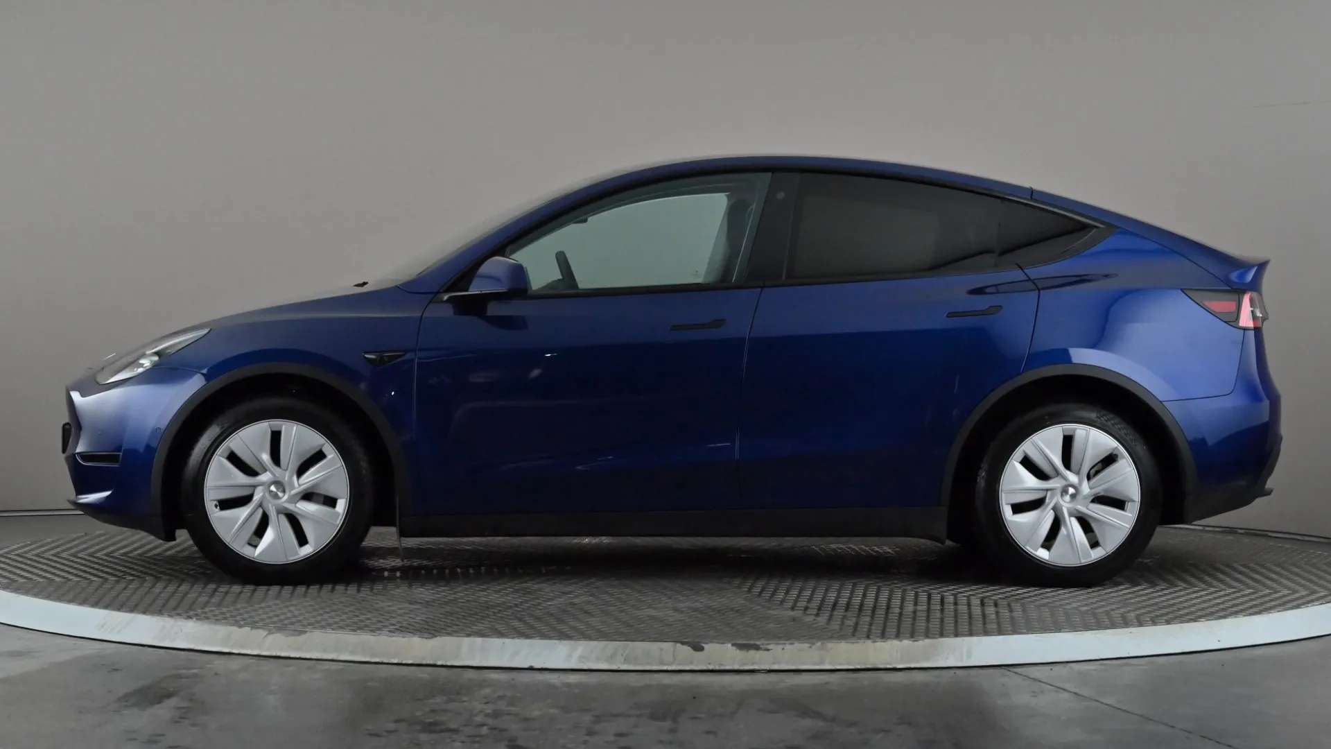 A 2022 TESLA MODEL Y Long Range AWD Auto A 2022 TESLA MODEL Y Long Range AWD Auto